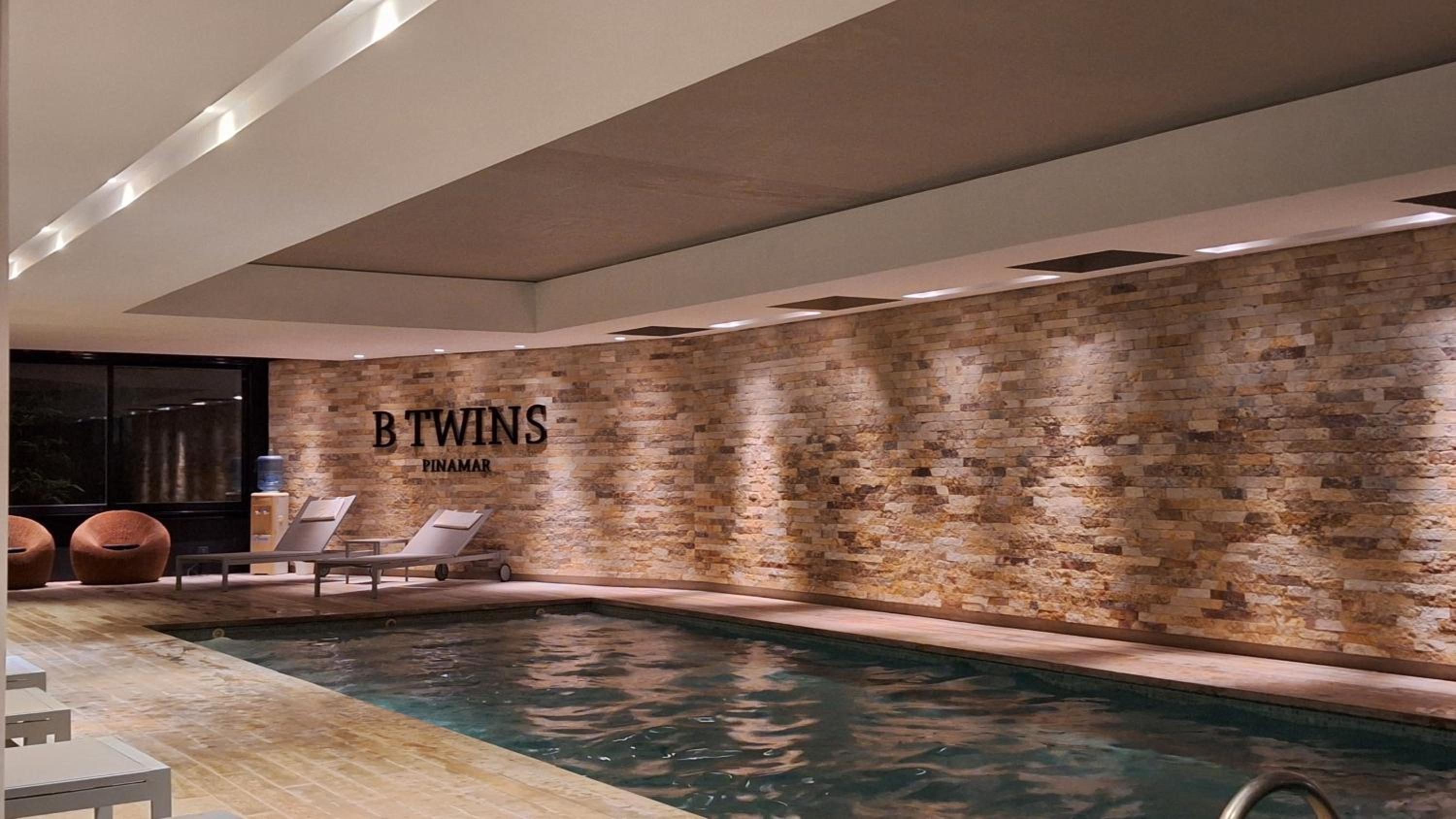 BTWINS Pinamar Dpto Top 8vo al mar c balcon c parrilla c cochera Pileta cubierta descubierta sauna gym cine