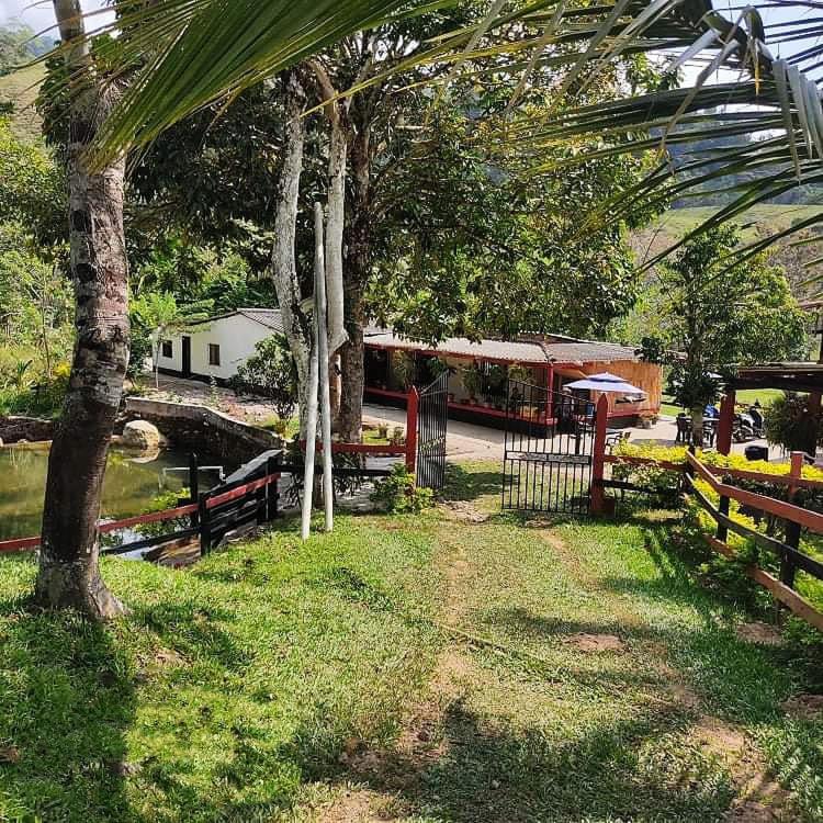 Munay Travel camp