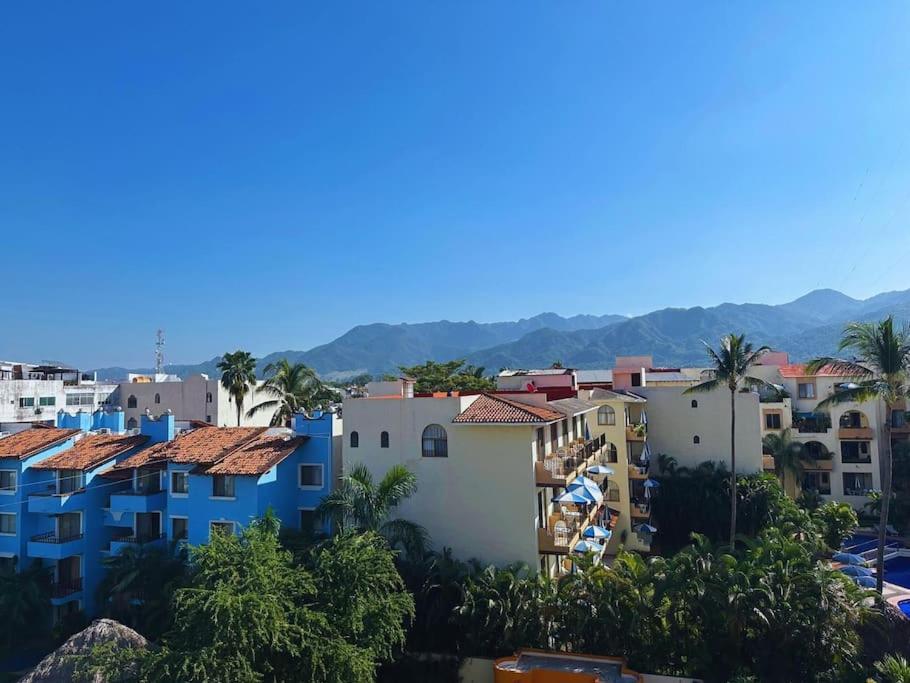 2BR condo in excellent location next to the beach view 3
