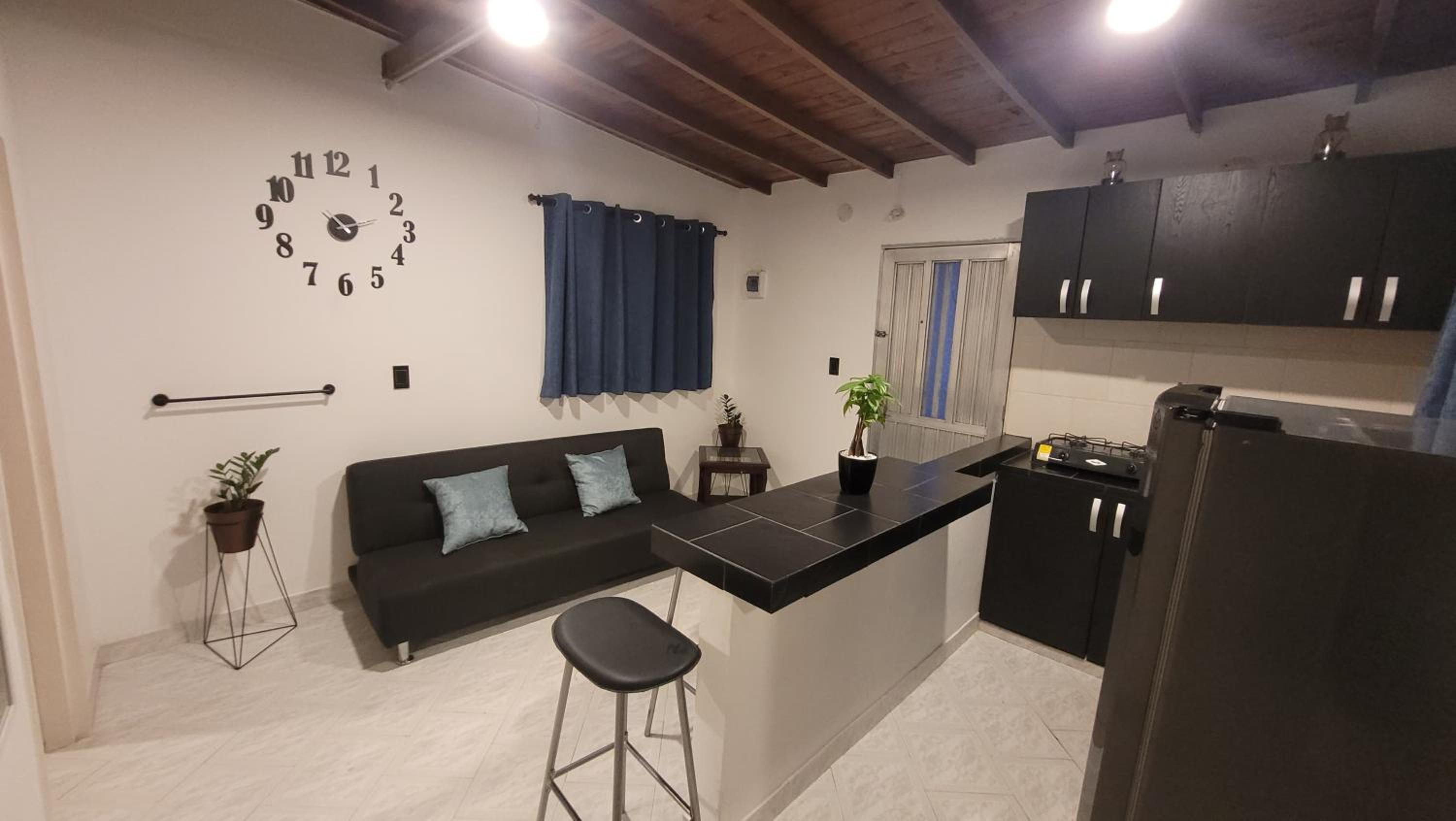 La Familia Hostel - Manila