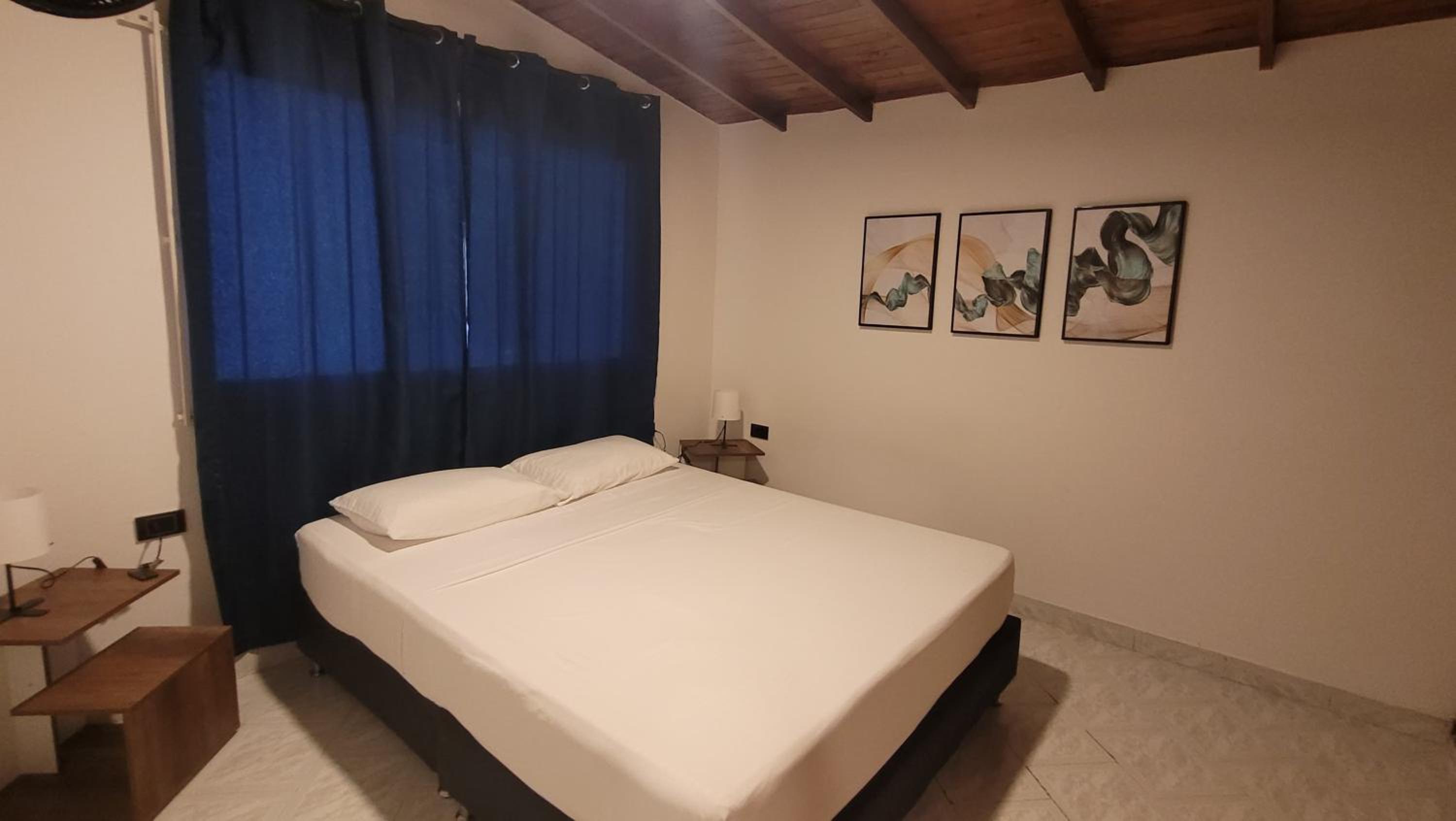La Familia Hostel - Manila