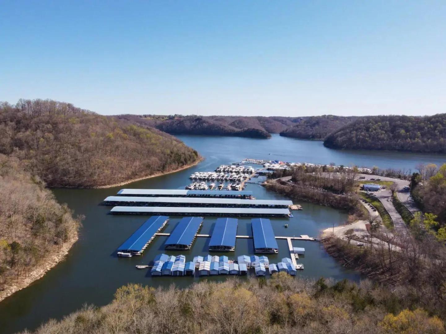CHLChateau-Walkable to Hurricane Marina