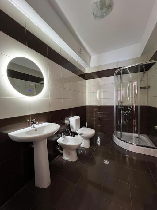 Emilio's Apartments Astir