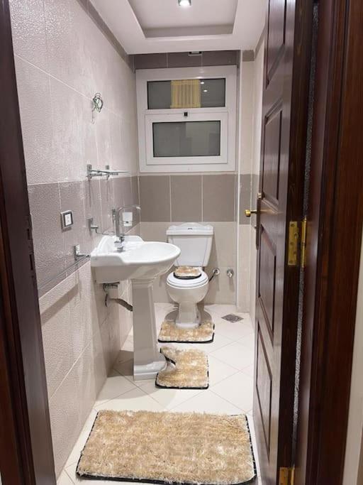 Prime location Apt with garden