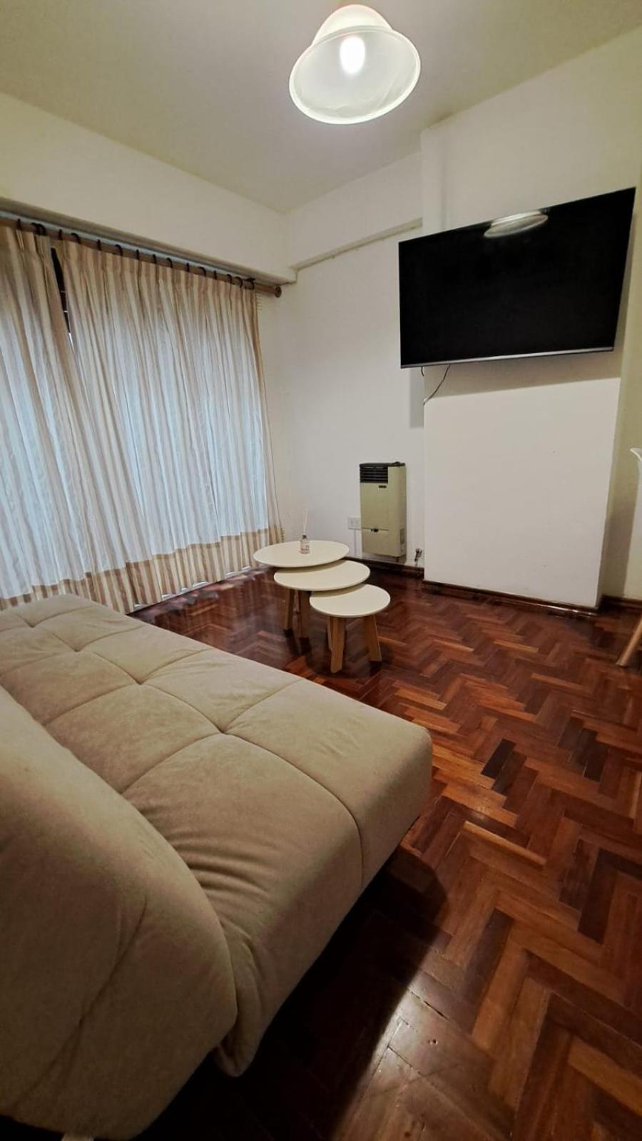 Departamento Nueva Córdoba, calle San Lorenzo muy cercano al parque Sarmiento