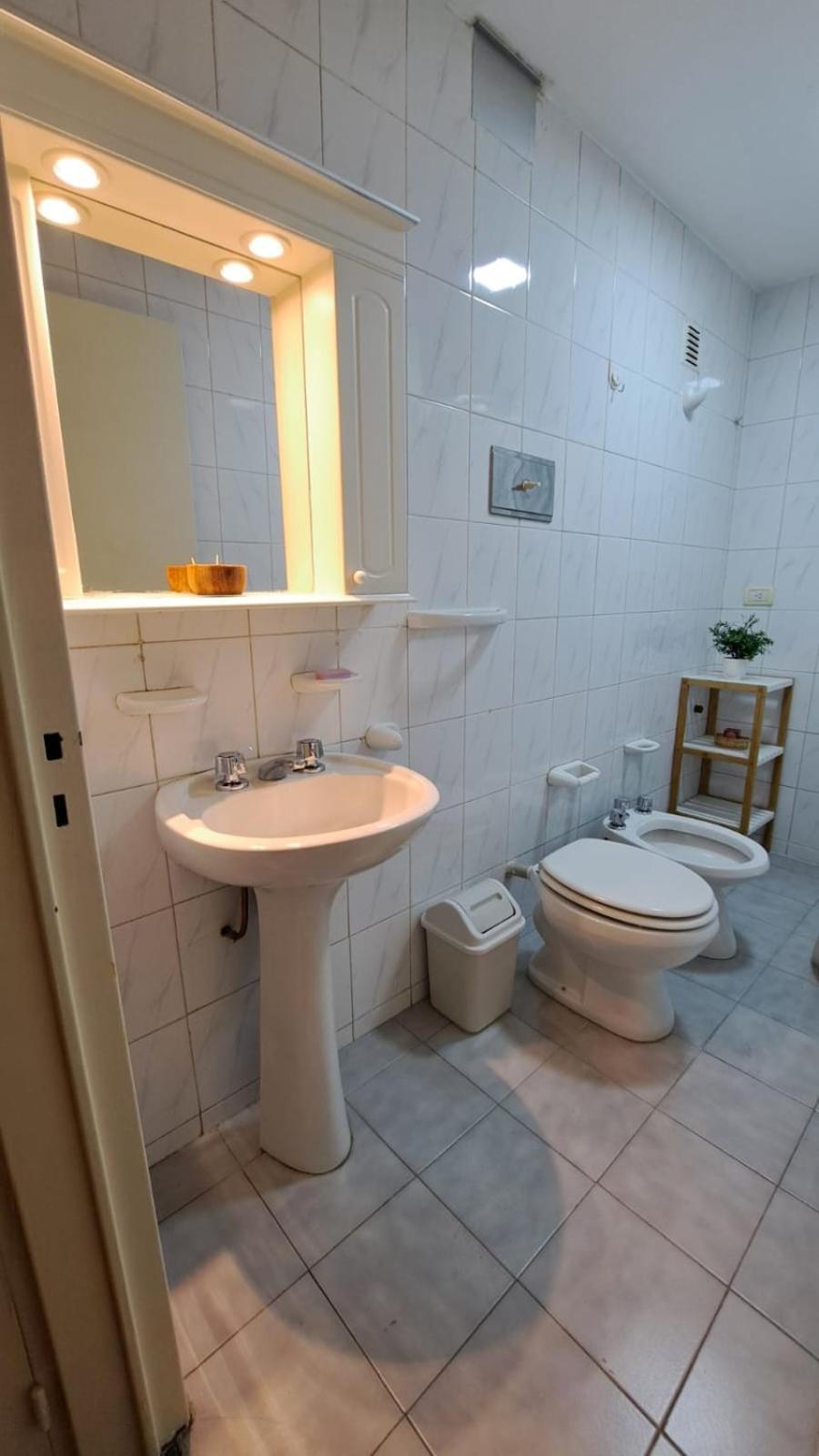 Departamento Nueva Córdoba, calle San Lorenzo muy cercano al parque Sarmiento