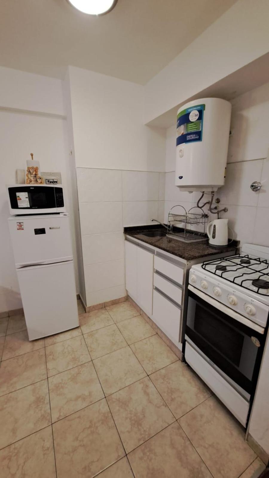 Departamento Nueva Córdoba, calle San Lorenzo muy cercano al parque Sarmiento
