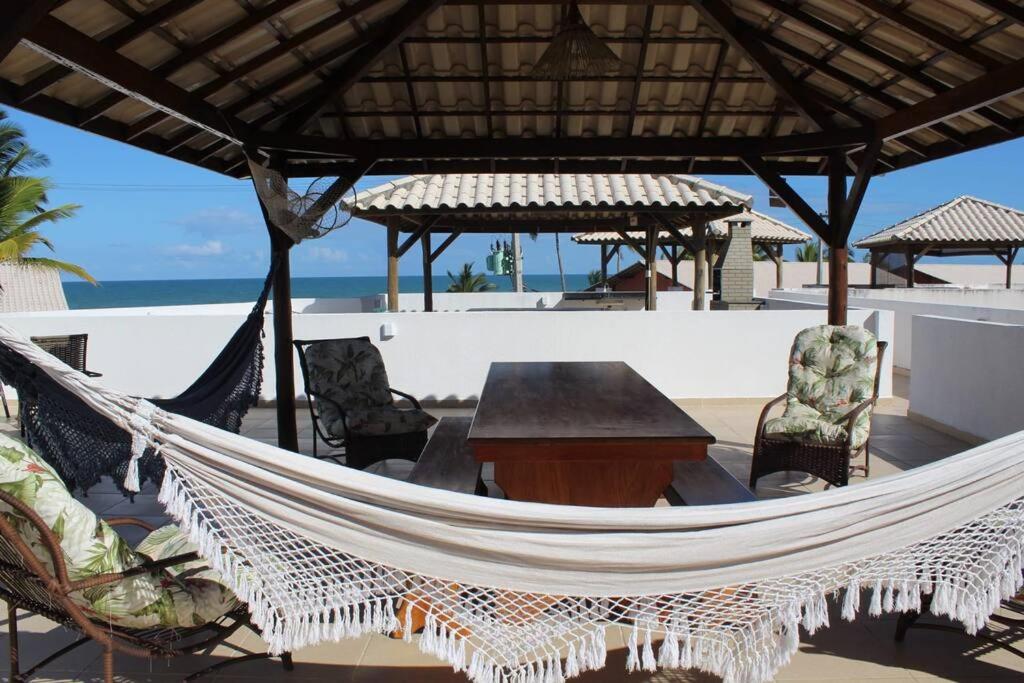 Apartamento em frente ao mar