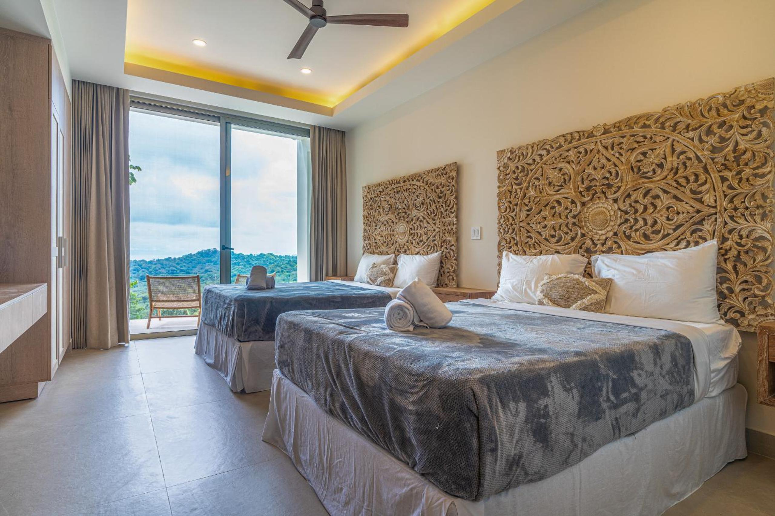Casa Frenchie with Private Guesthouse - by Pura Villas