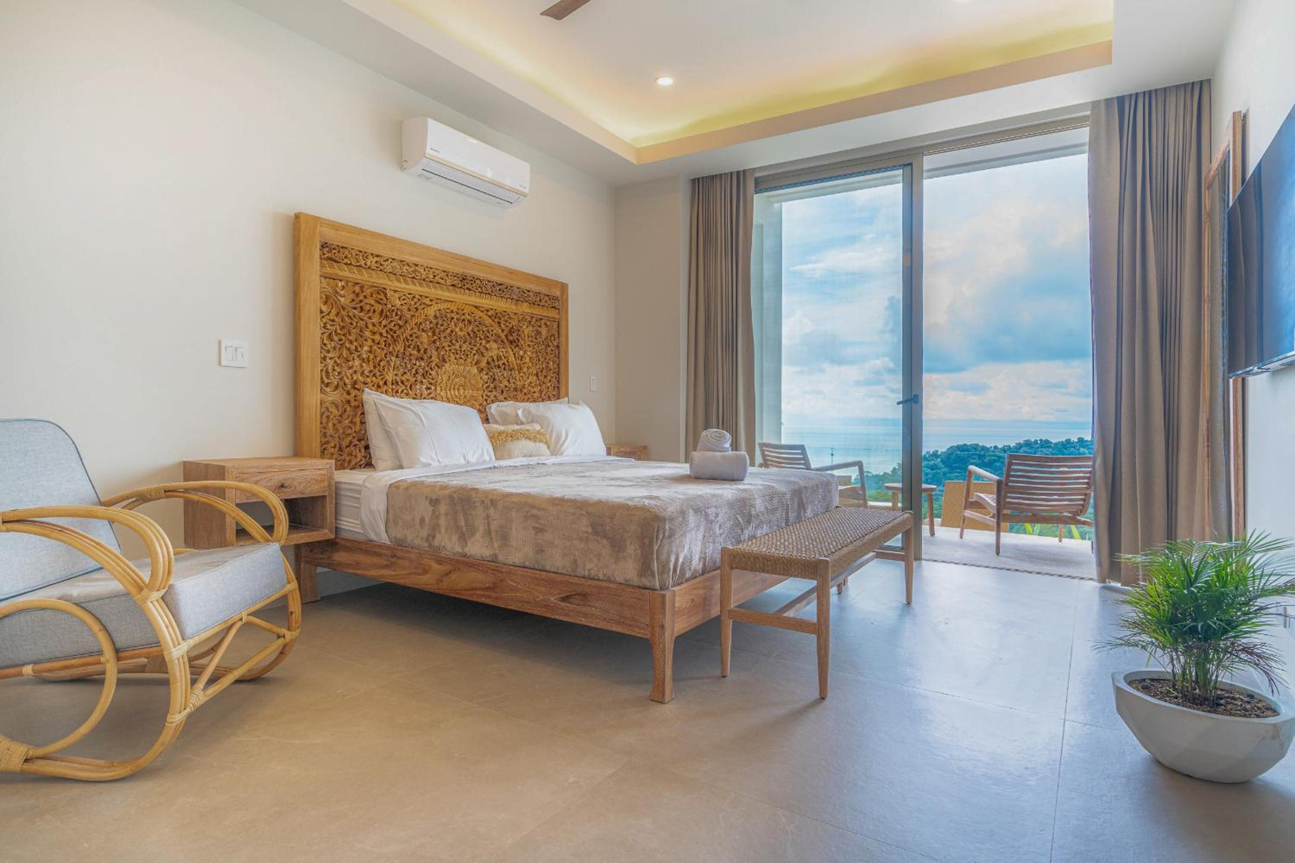 Casa Frenchie with Private Guesthouse - by Pura Villas