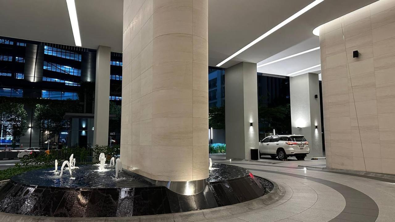 KLCC VIEW 5 Star Suites at Eaton Residence