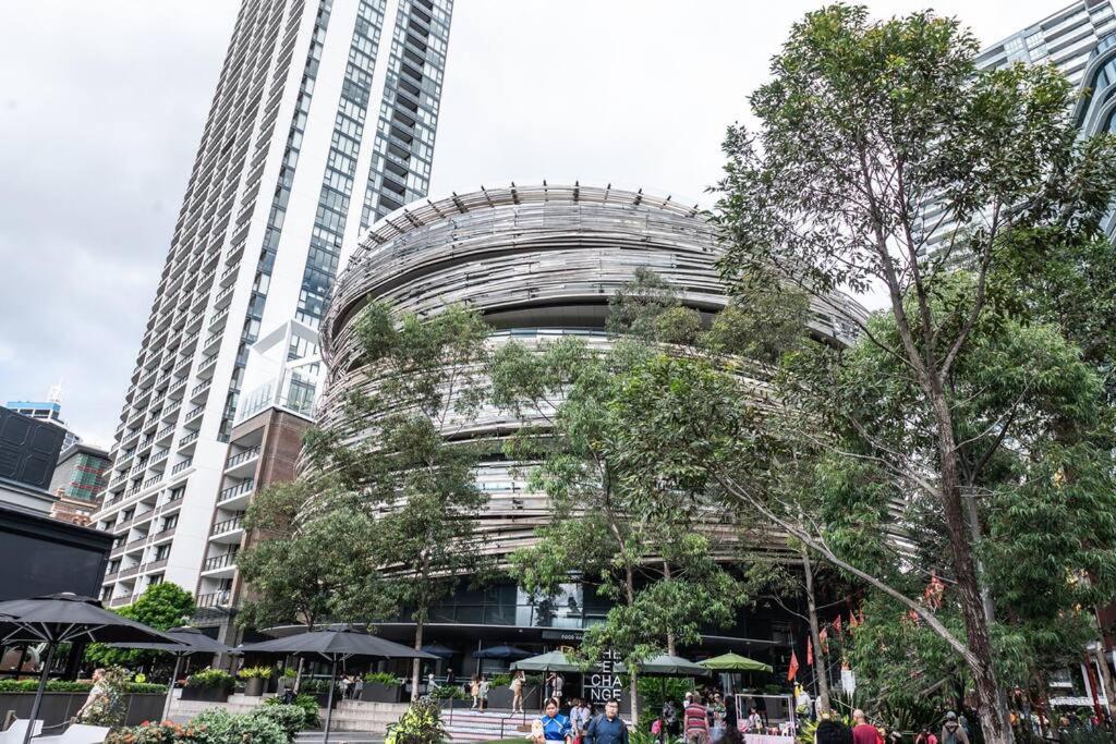 CBD Sydney - KING Suite Sussex St 2 Room 1 Parking