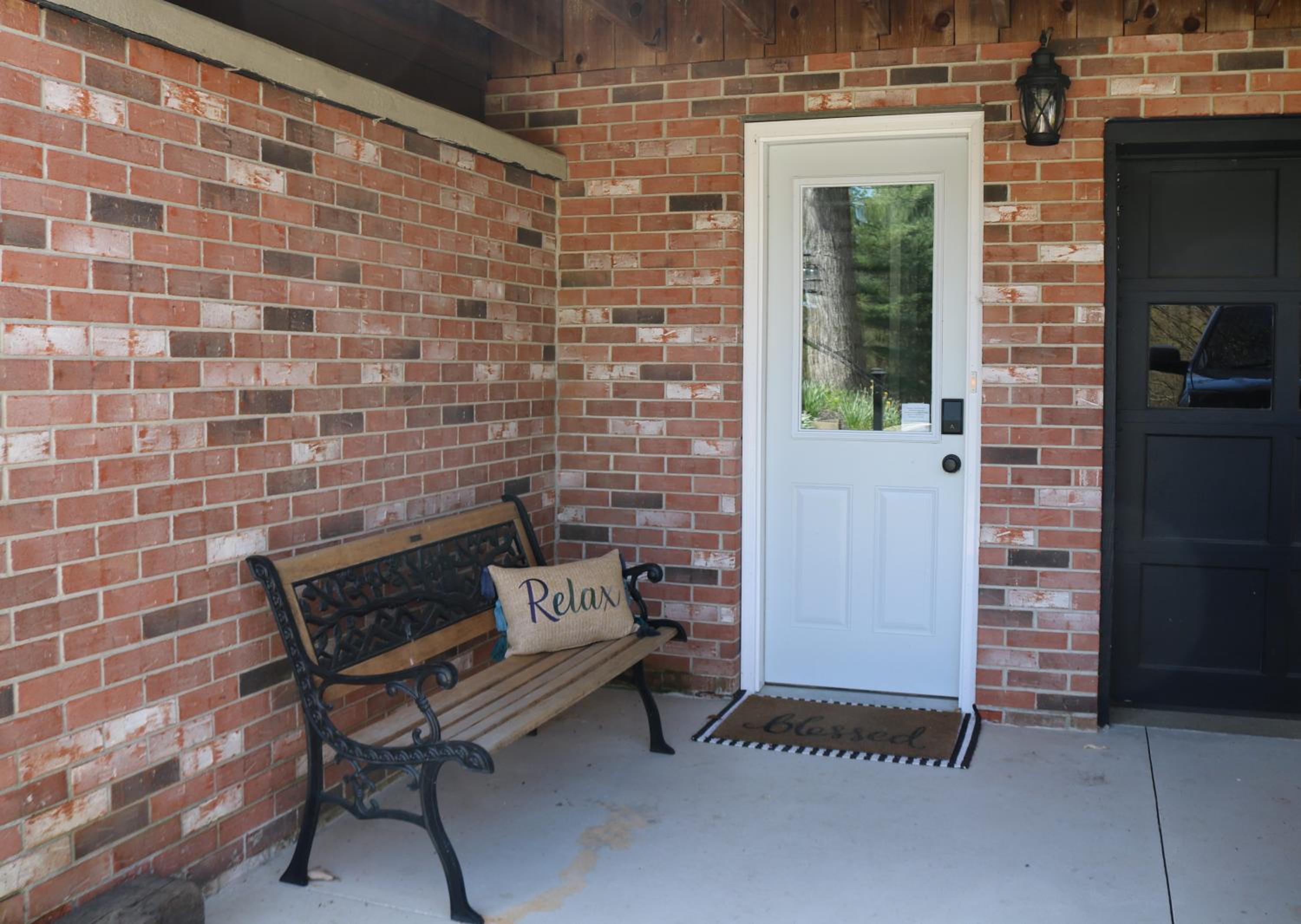 Country Hills Hideaway view 4