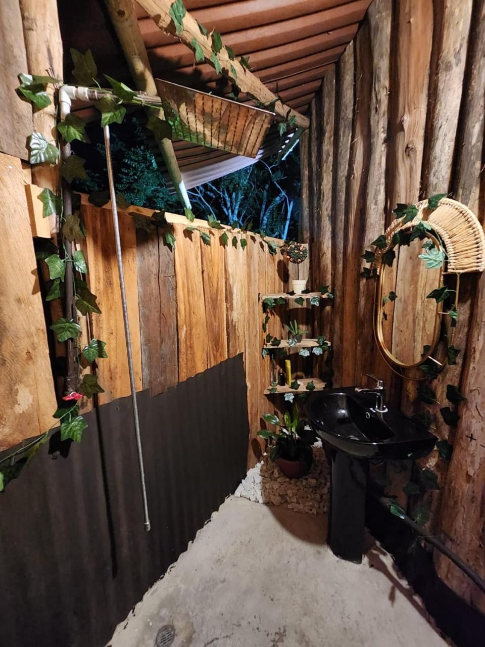 Posada Turistica Rural y Glamping Altos del Dorado La Mesa