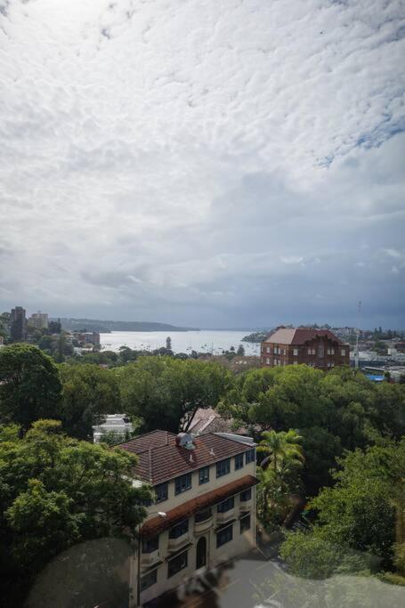 2 Bedroom Water Views Edgecliff Harbour Apartment