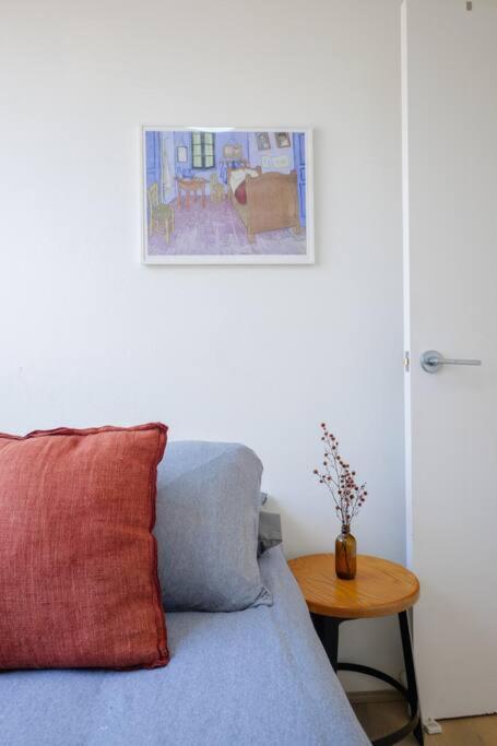 2 Bedroom Water Views Edgecliff Harbour Apartment
