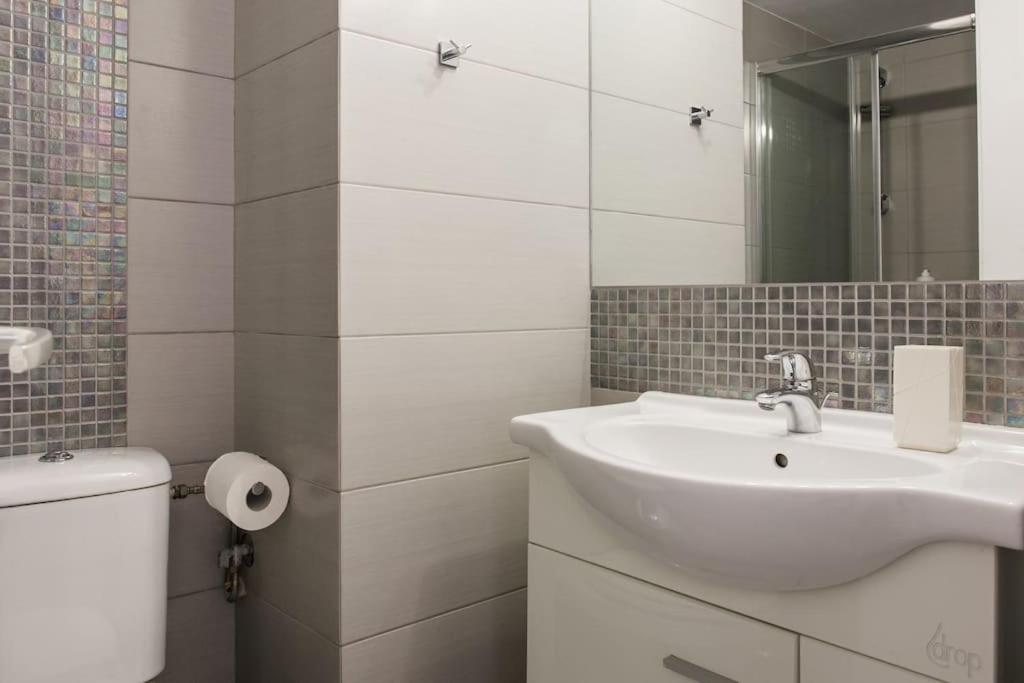 Flat in Athens historic city center @Ipitou str