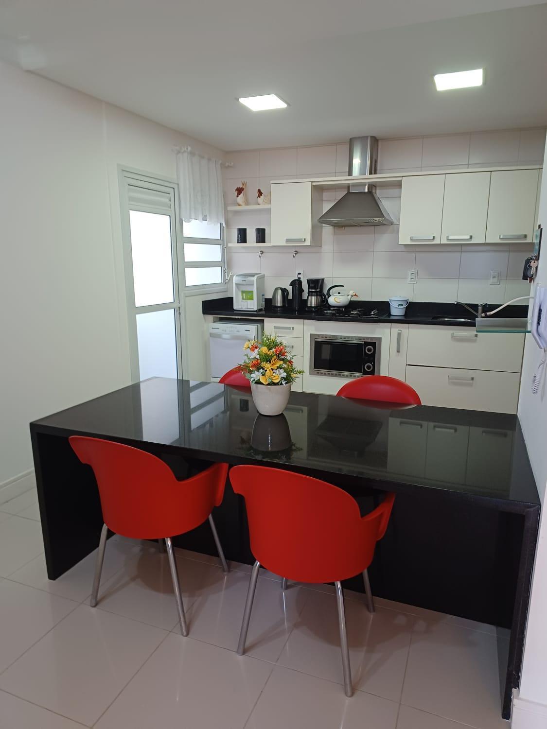 Floripa Jurerê Inter Colinas 4 qts 2 suites