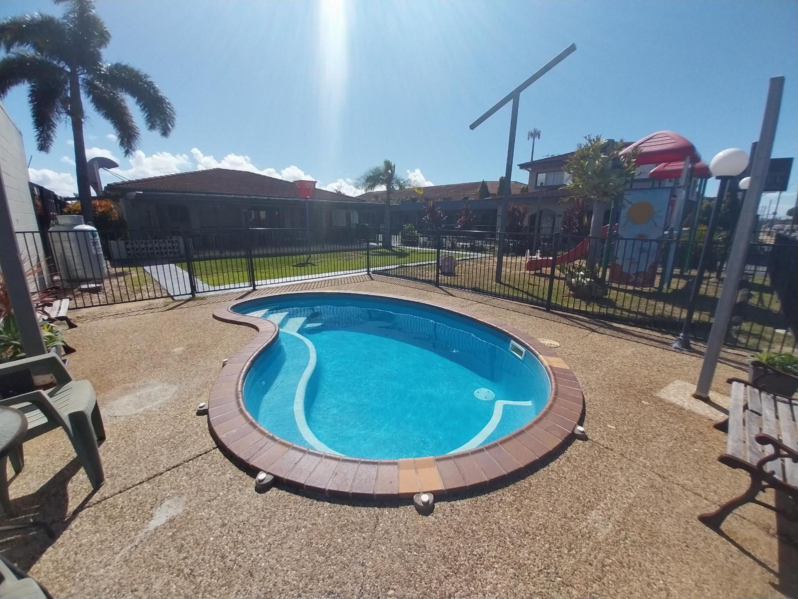 Tropic Coast Motel