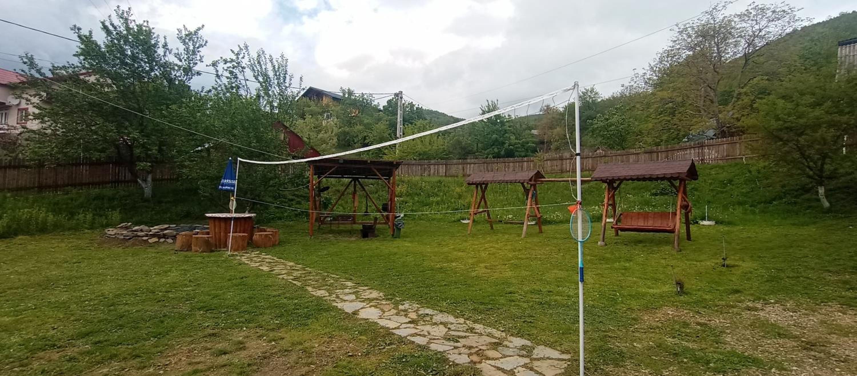 Casa Găleată view 2