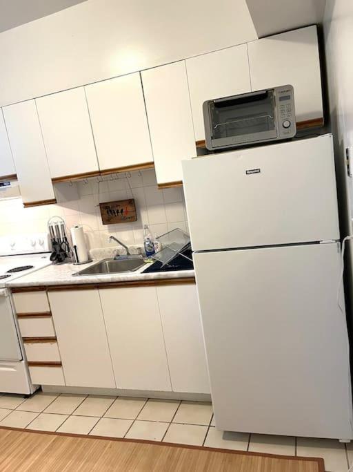 Vintage 2 bed 2 bath suite Distillery District