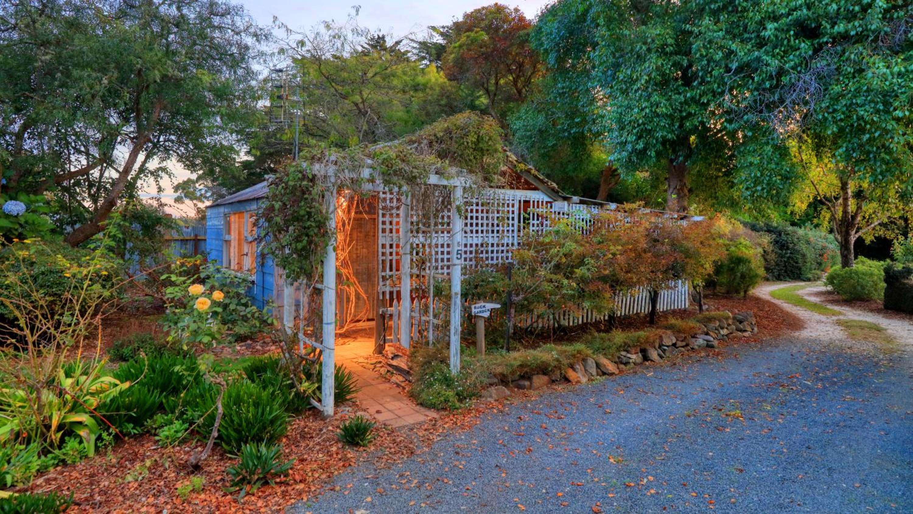 Boat Harbour Garden Cottages