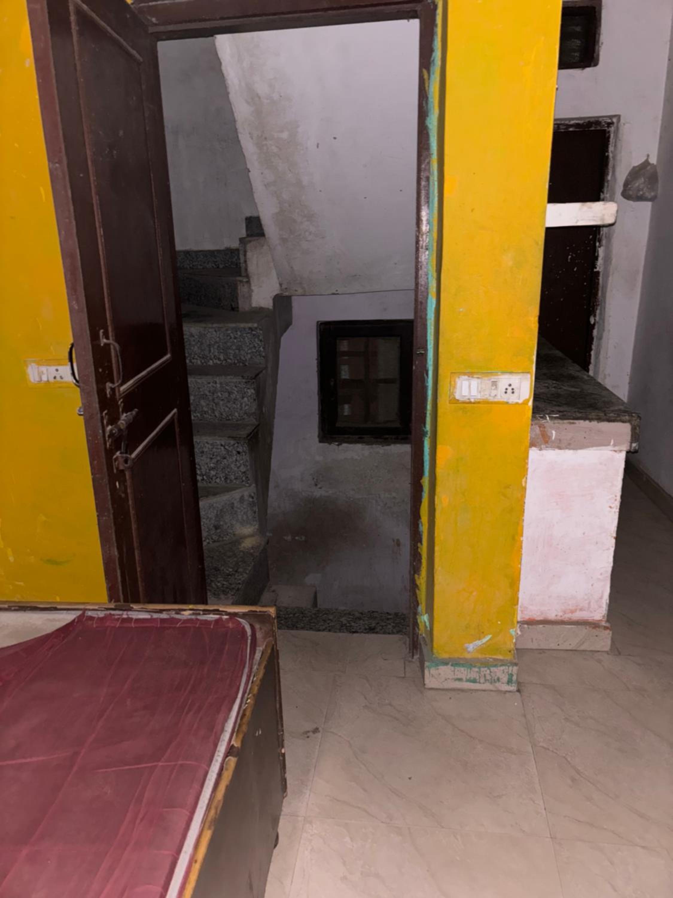 Kavita Devi Rent house - main view