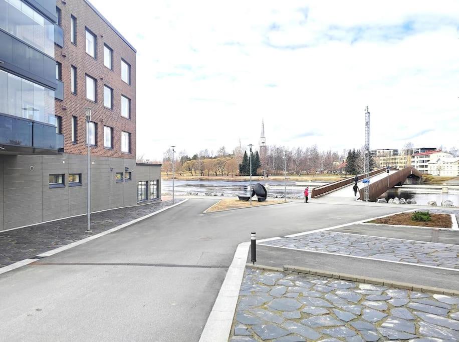 Asunto Siltavahti jokinäkymällä