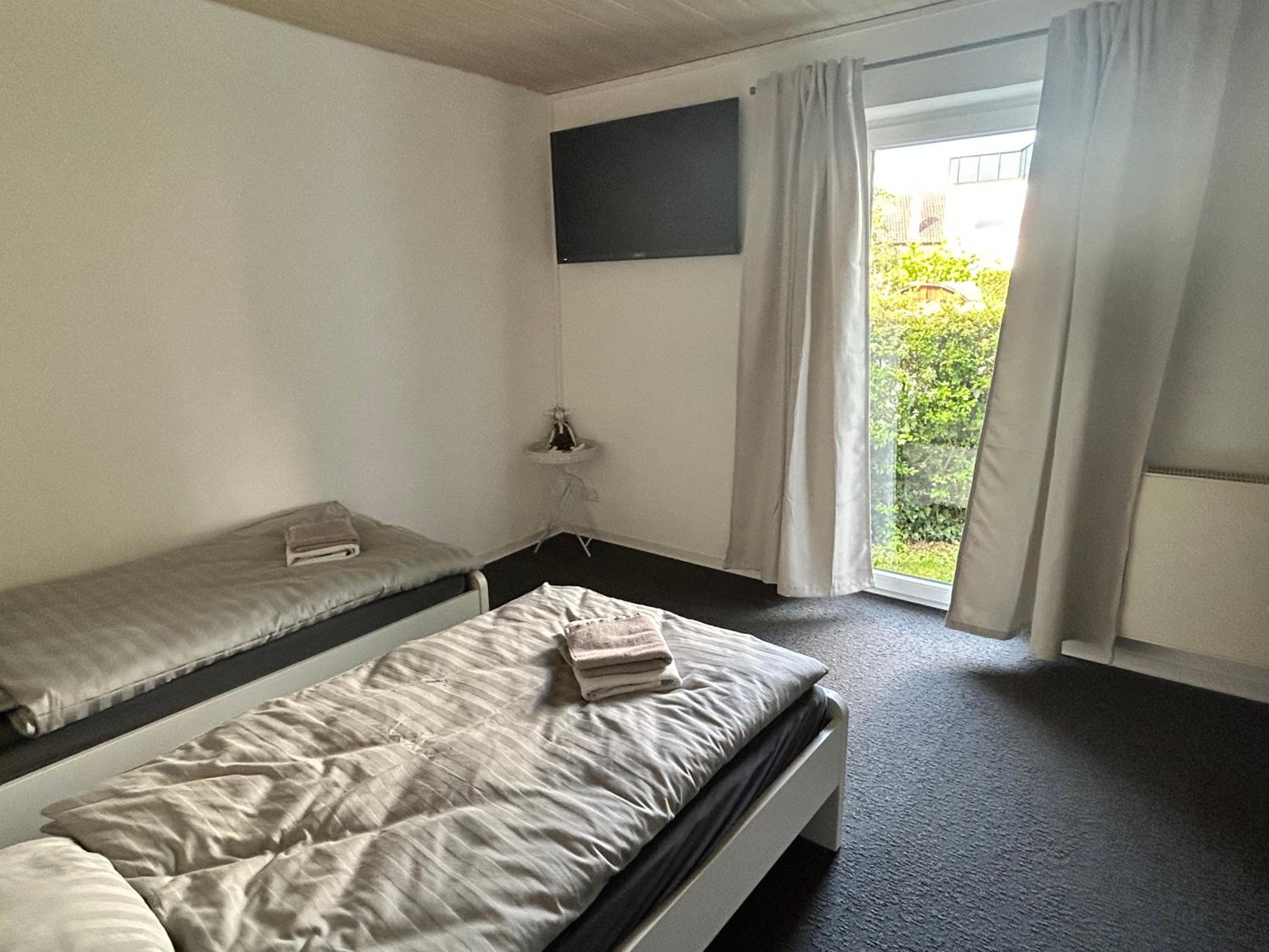 Monteurhaus Business-House für 14 Personen, Küche, Smart-TV
