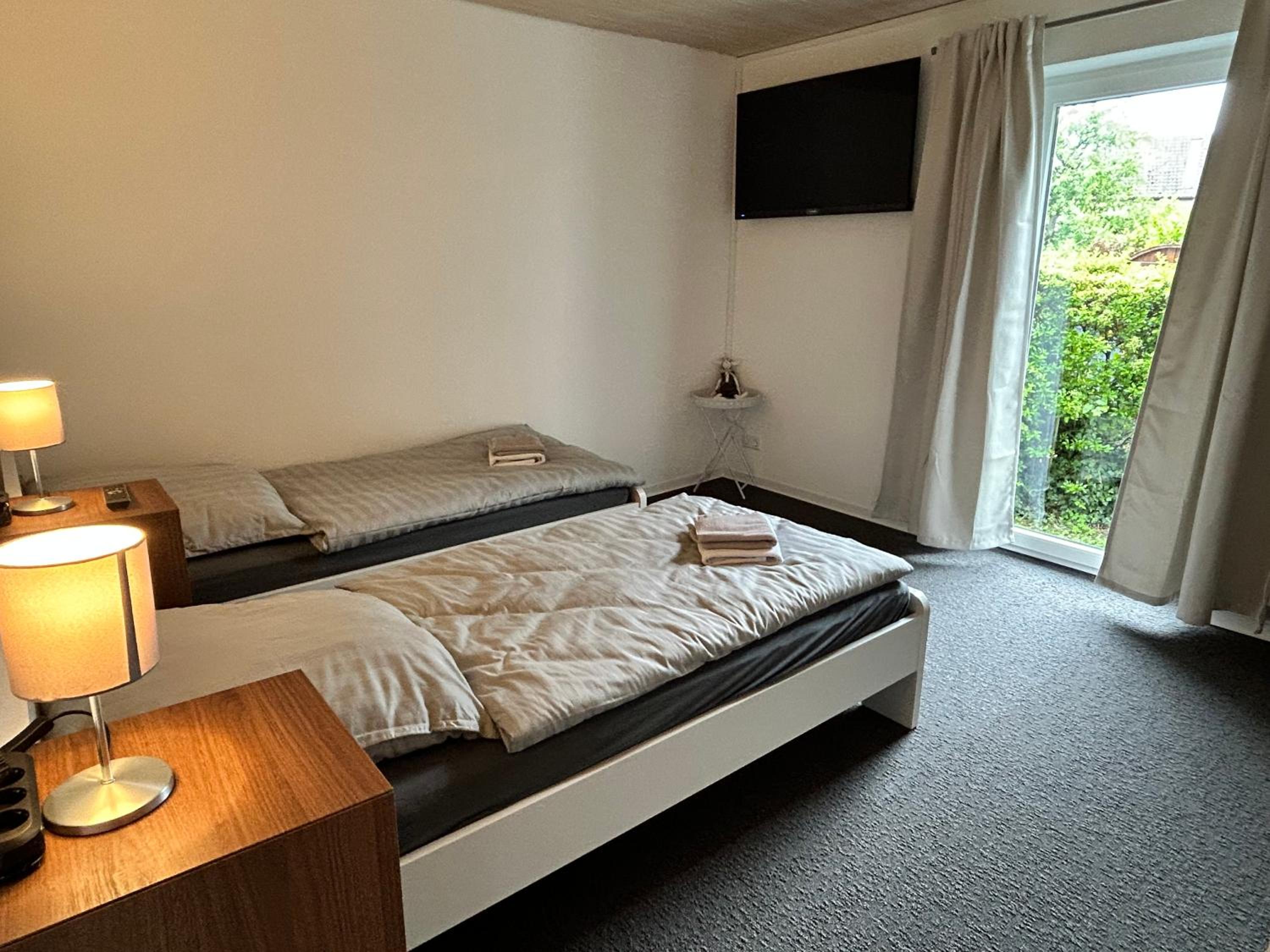 Monteurhaus Business-House für 14 Personen, Küche, Smart-TV