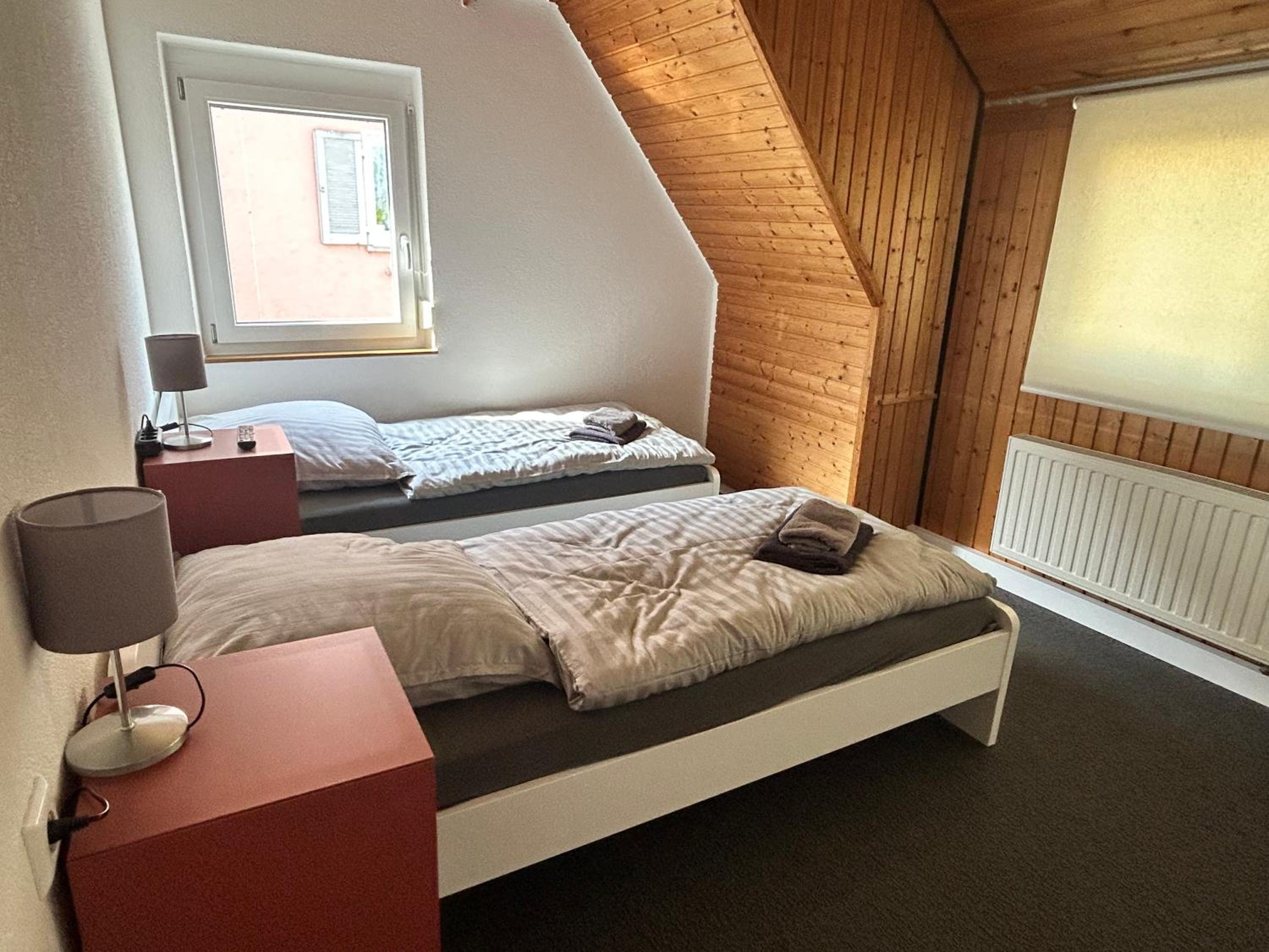 Monteurhaus Business-House für 14 Personen, Küche, Smart-TV