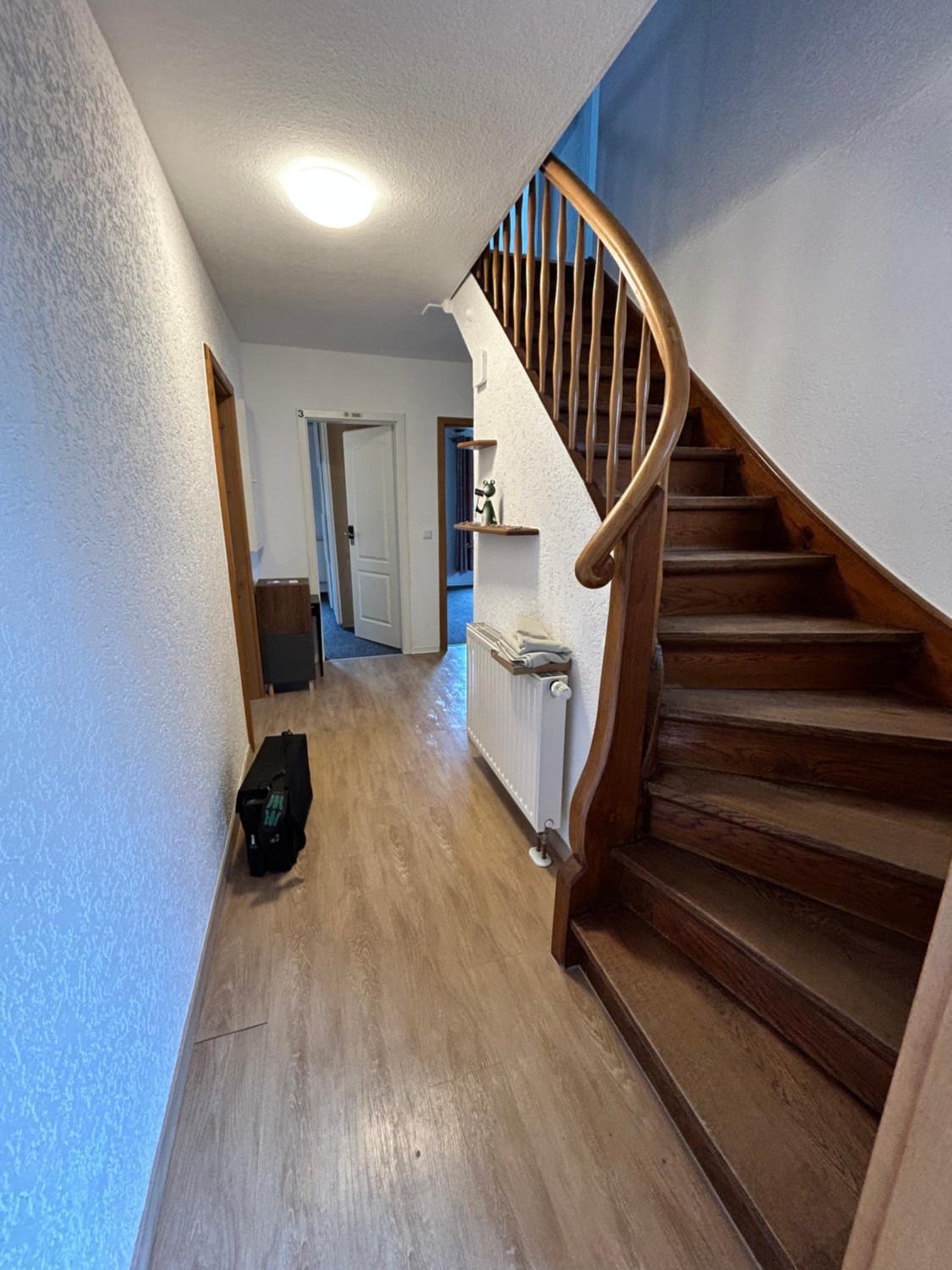 Monteurhaus Business-House für 14 Personen, Küche, Smart-TV