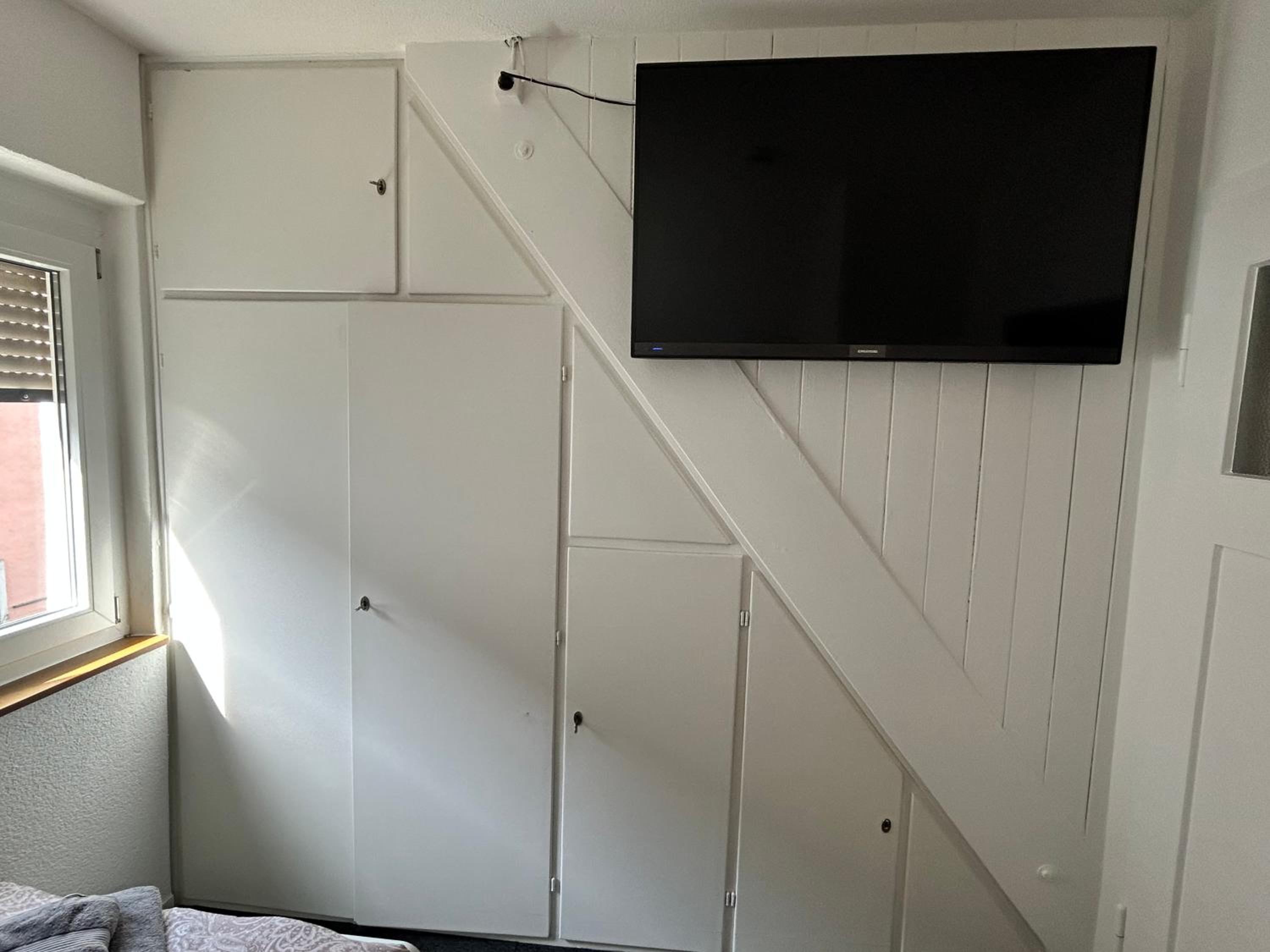 Monteurhaus Business-House für 14 Personen, Küche, Smart-TV