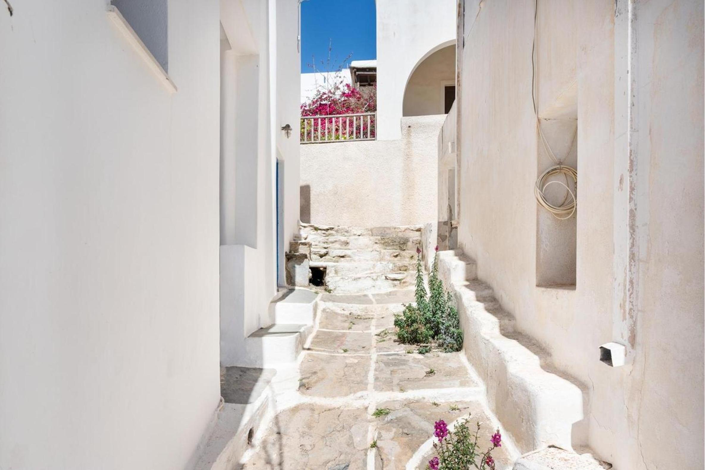 Olga's House Kythnos view 5