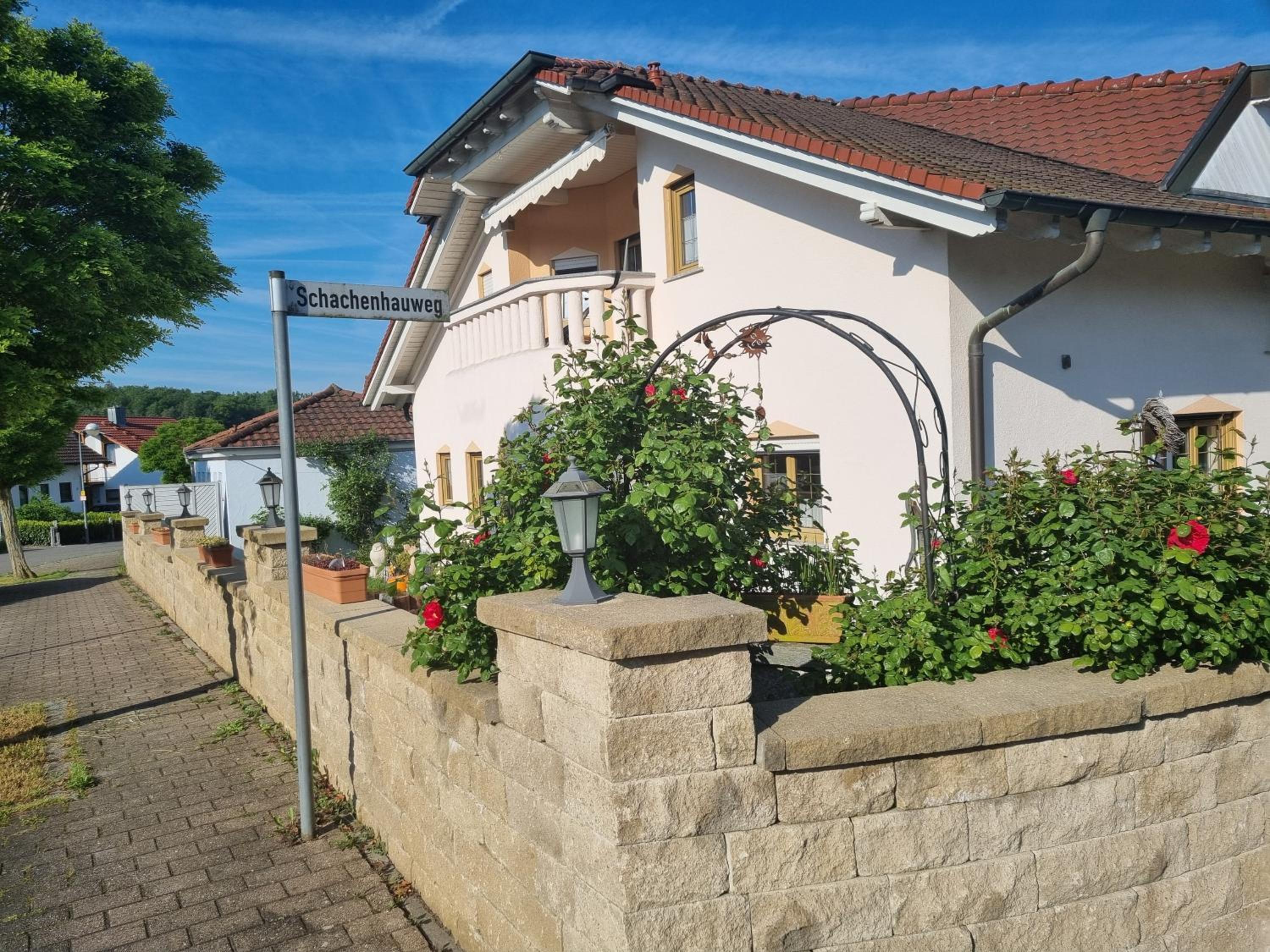 Moderne Landwohnung - Pension - Top Lage