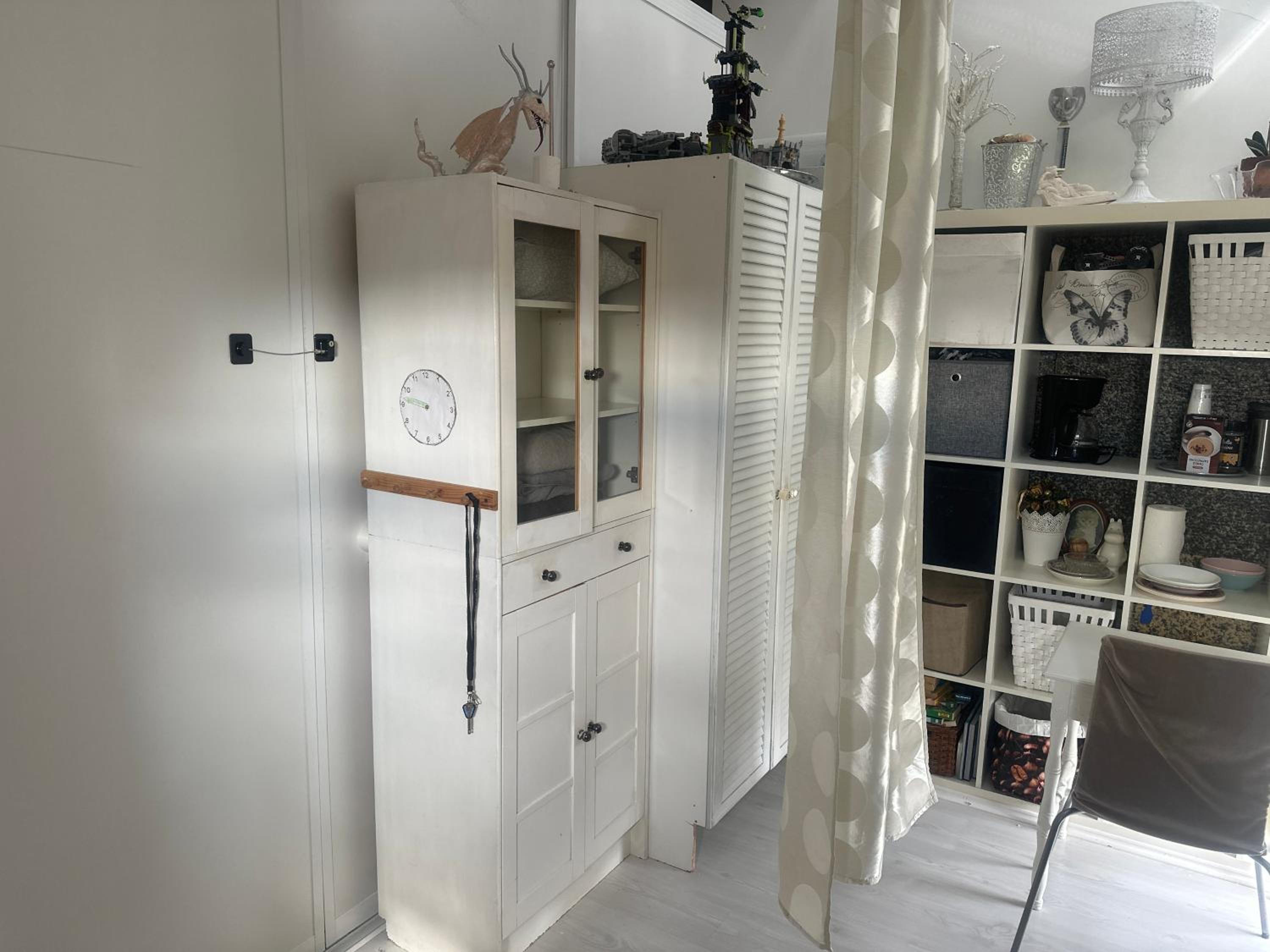Small guest room