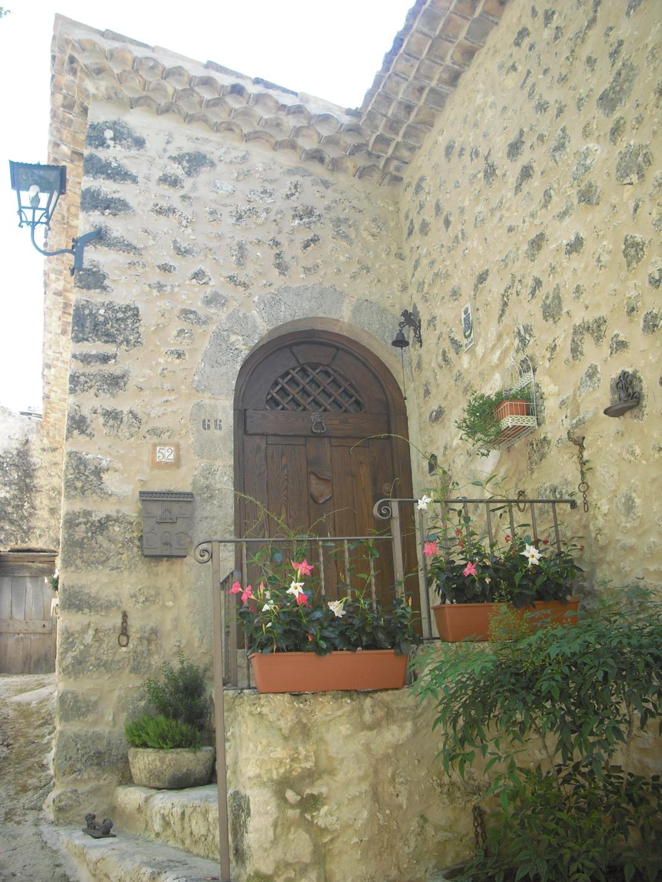 Photo 66