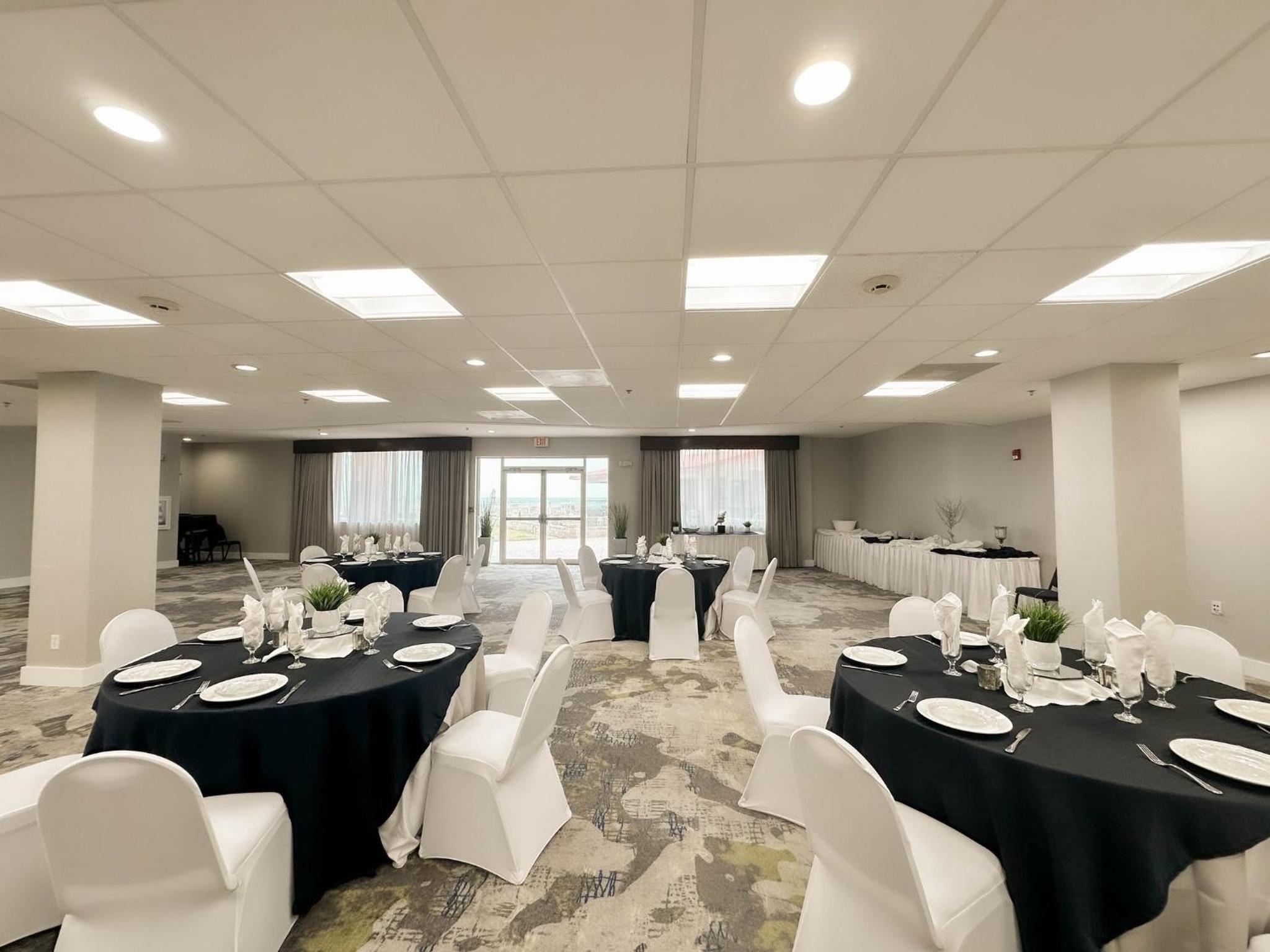 Holiday Inn Hotel & Suites Daytona Beach On The Ocean by IHG