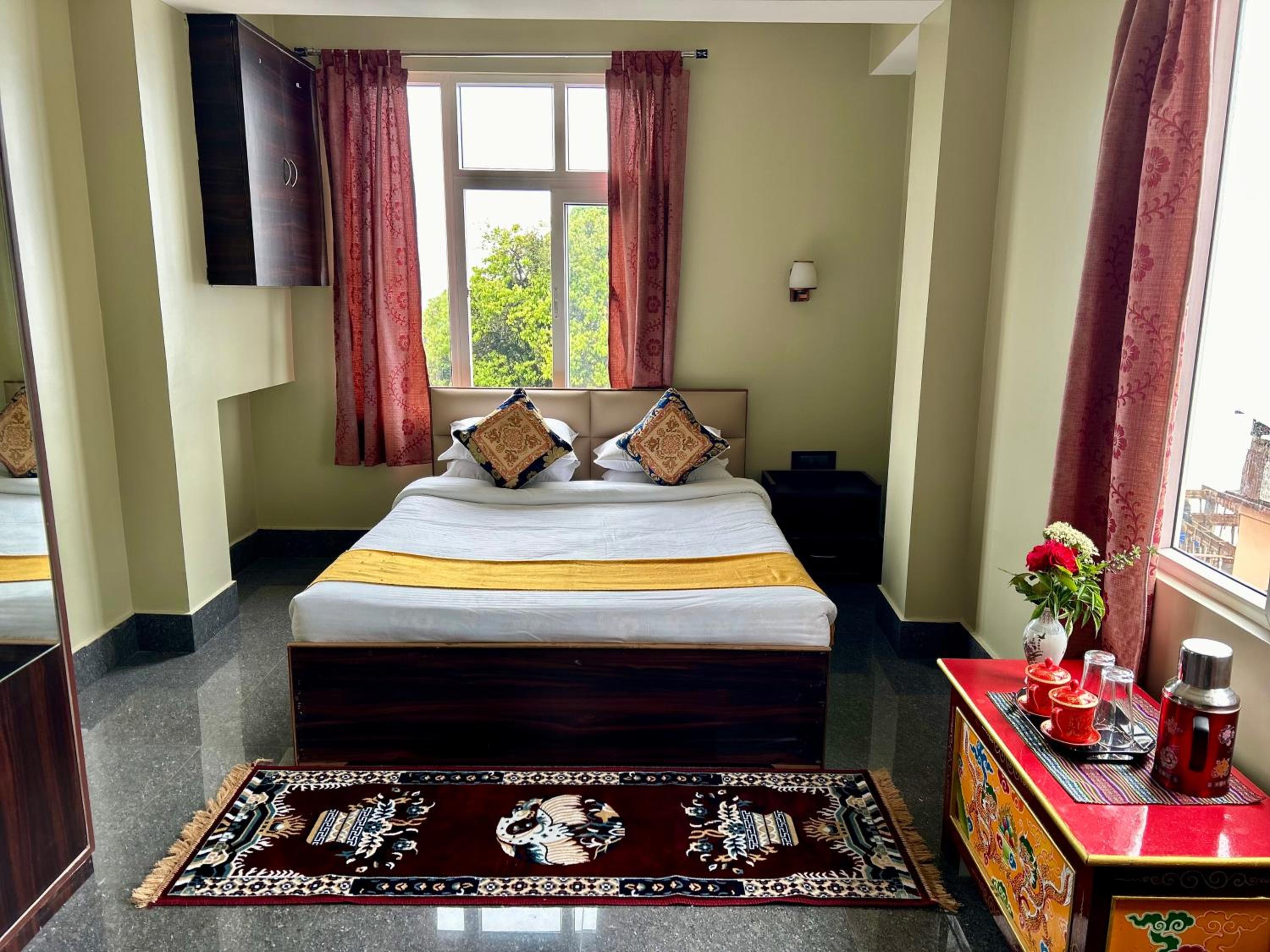 Khimsa Lodge view 3