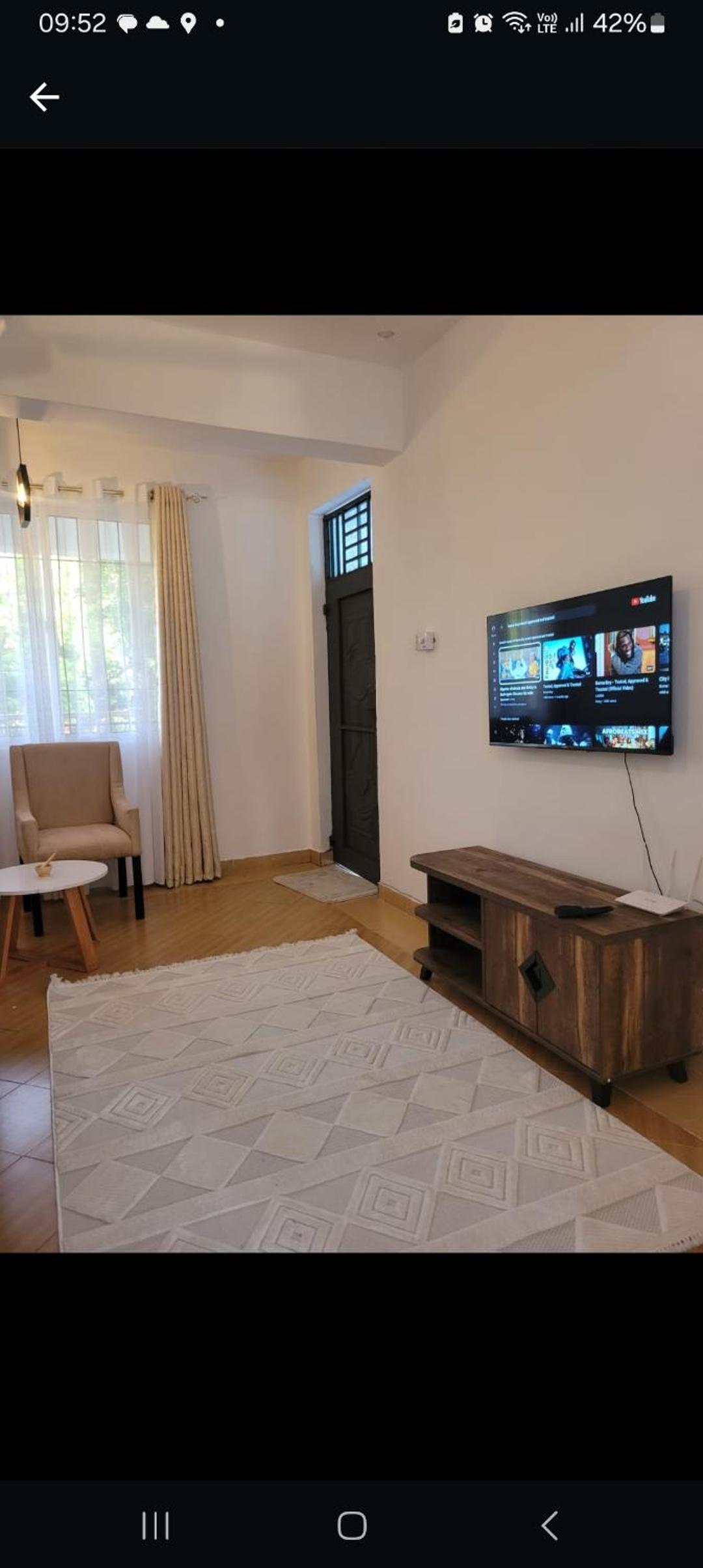 La Maisonette view 2