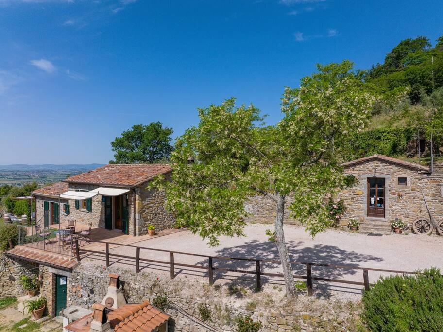 Villa Casale della Torre view 2
