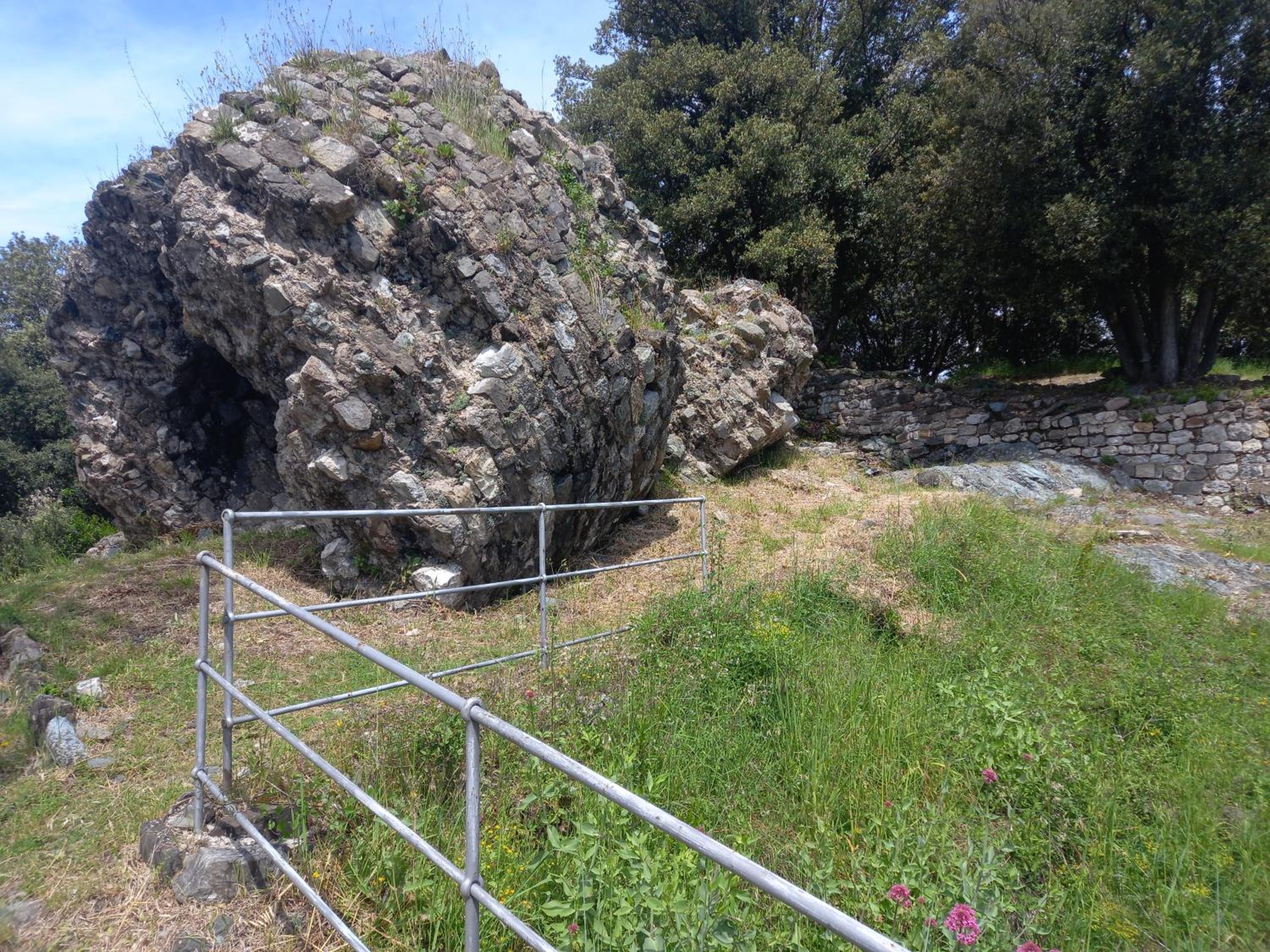 Photo 33