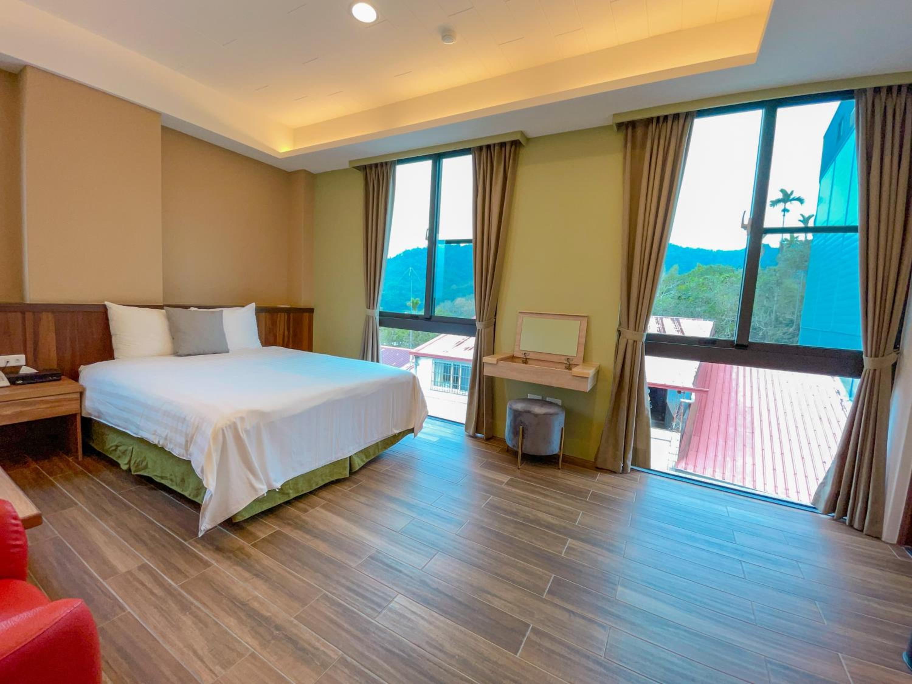 Zhaohong homestay