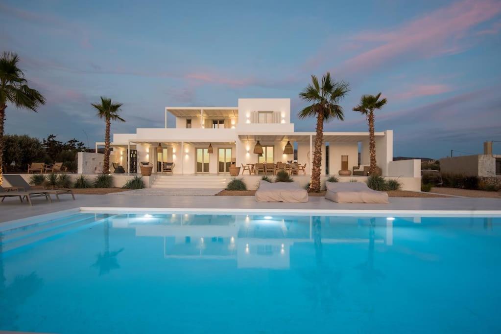 Moderne Villa mit Pool und Meerblick photo 3