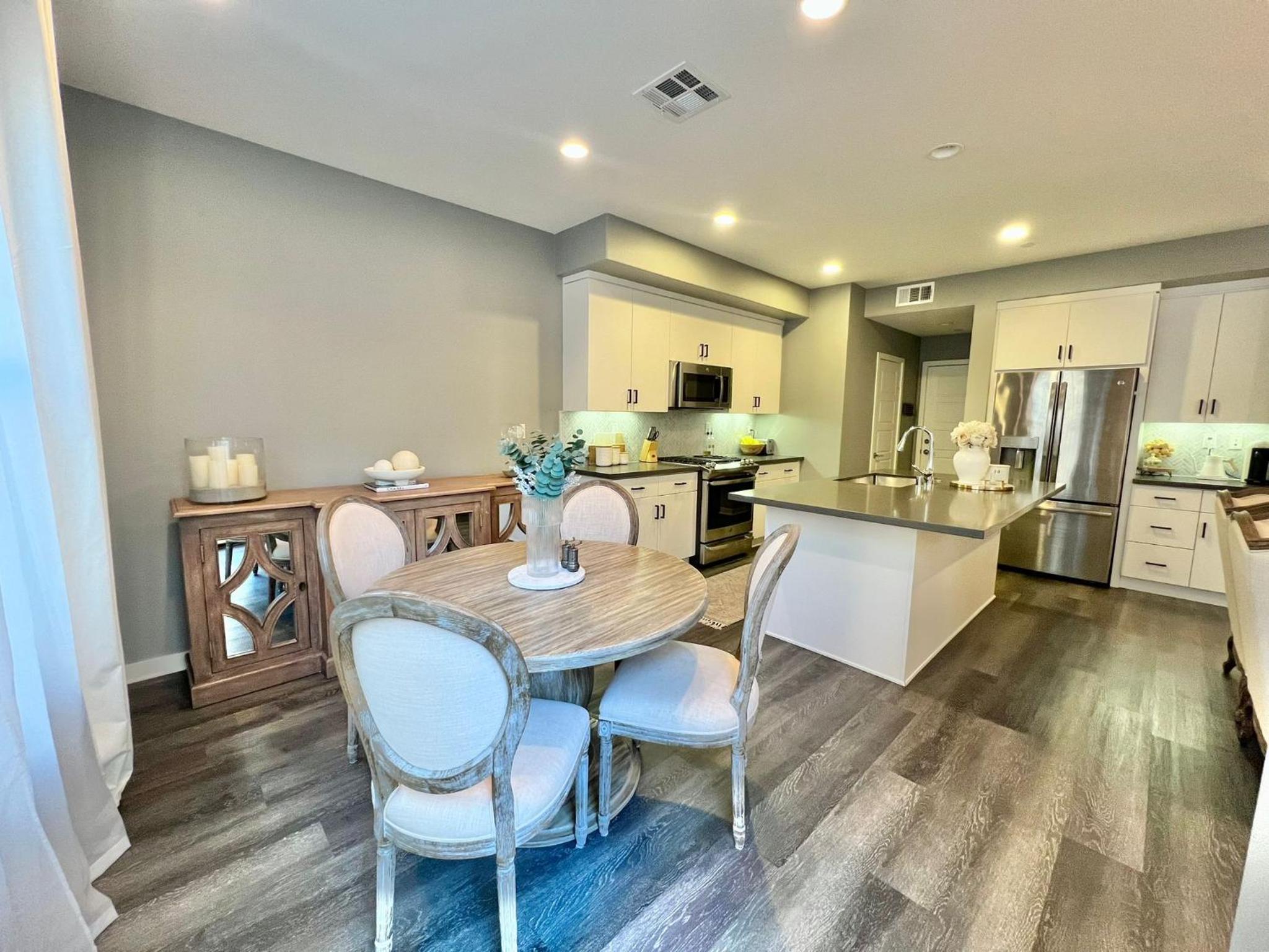 Luxury 3 Bedroom Villa - Resort Style Amenities view 5