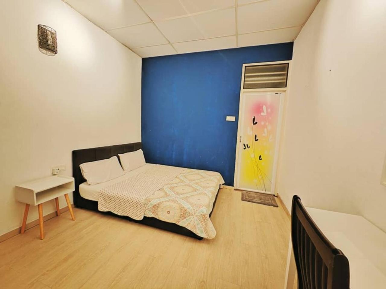 12 George town 6room terrace gurney heritage adventist hospital restaurant shopping mall photo 3