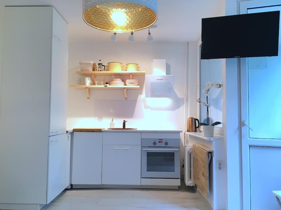 ☆ Perfect Spot Apartment ☆ everywhere in 10 min. view 2