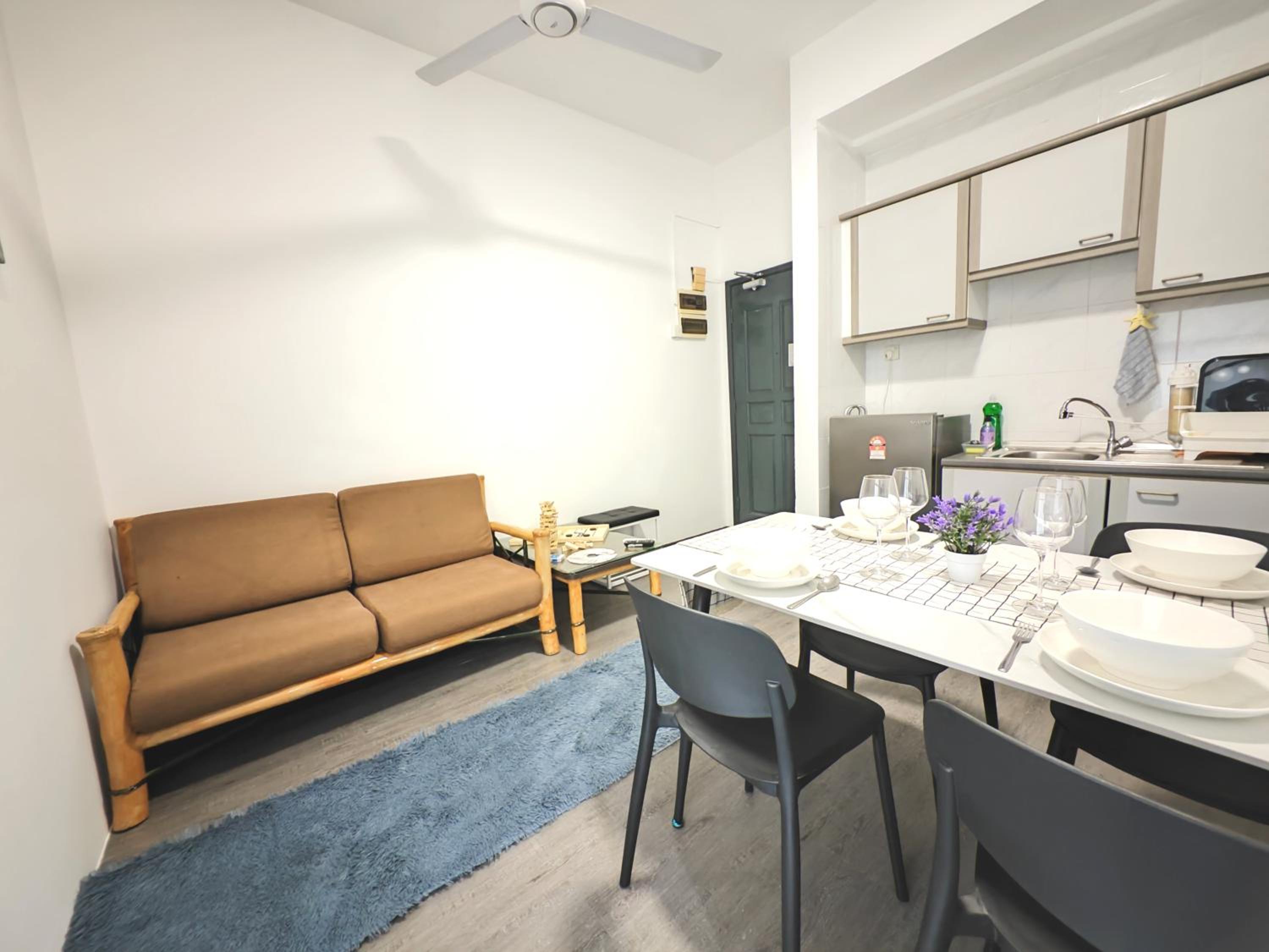 Costa Mahkota Relaxing SeaView 2BR 4pax Town Area photo 3