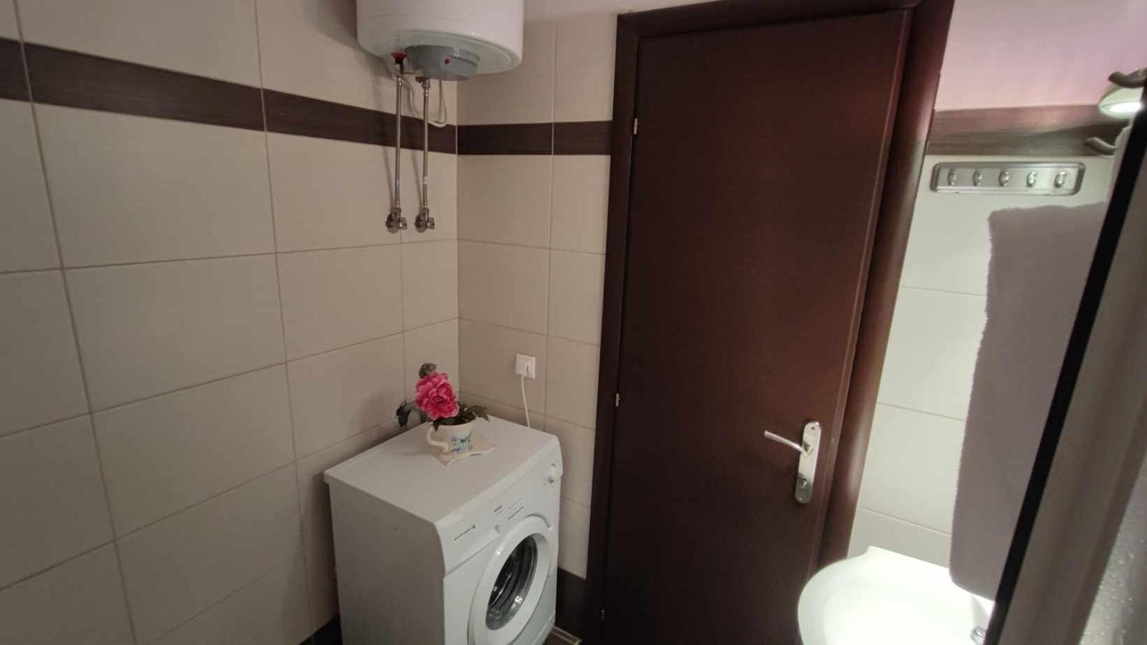 Loukas Apartment