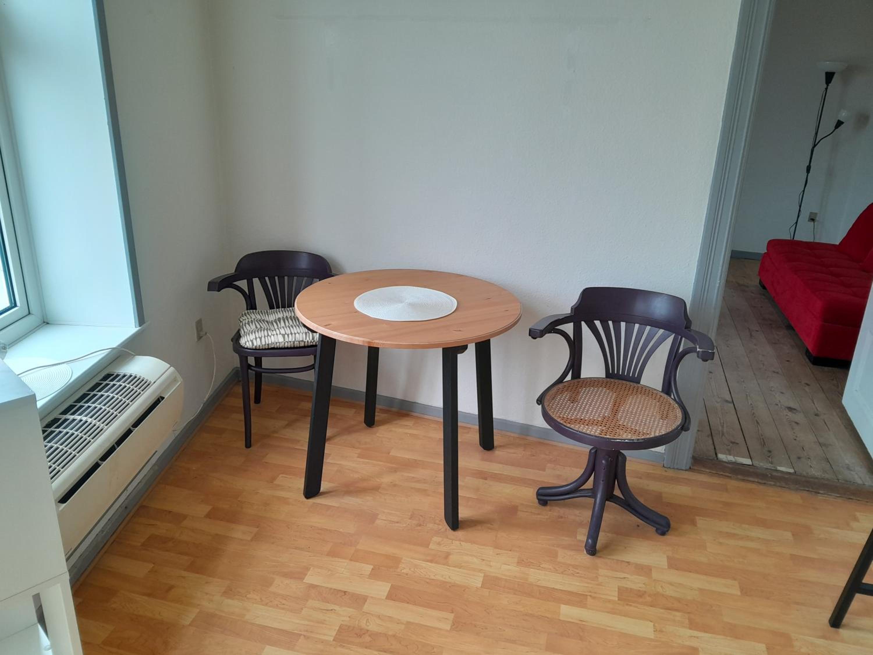 Apartment mit 2 Zimmern und Balkon im Herzen von Høyer